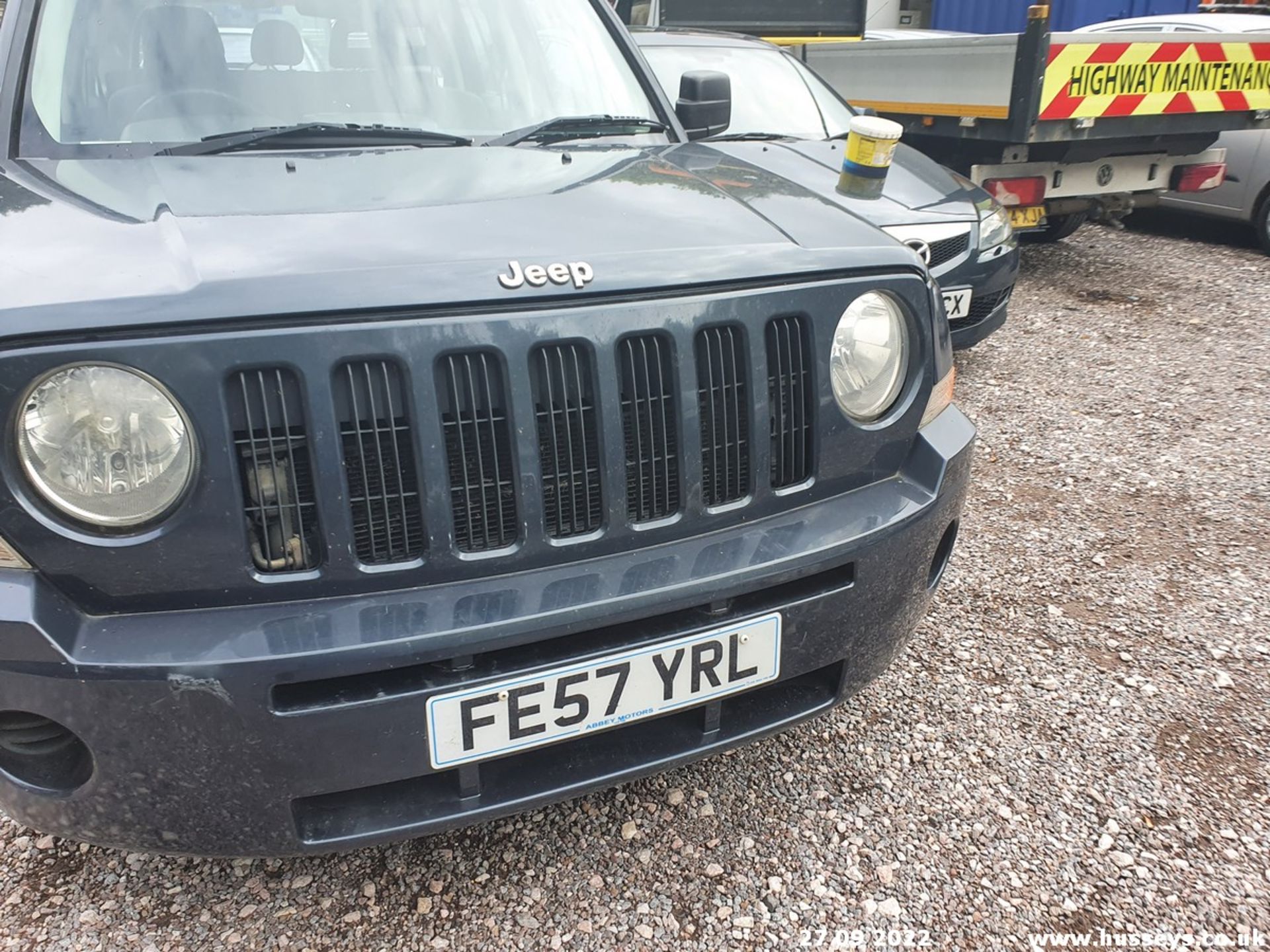 07/57 JEEP PATRIOT SPORT CRD - 1968cc 5dr Hatchback (Blue) - Image 5 of 25