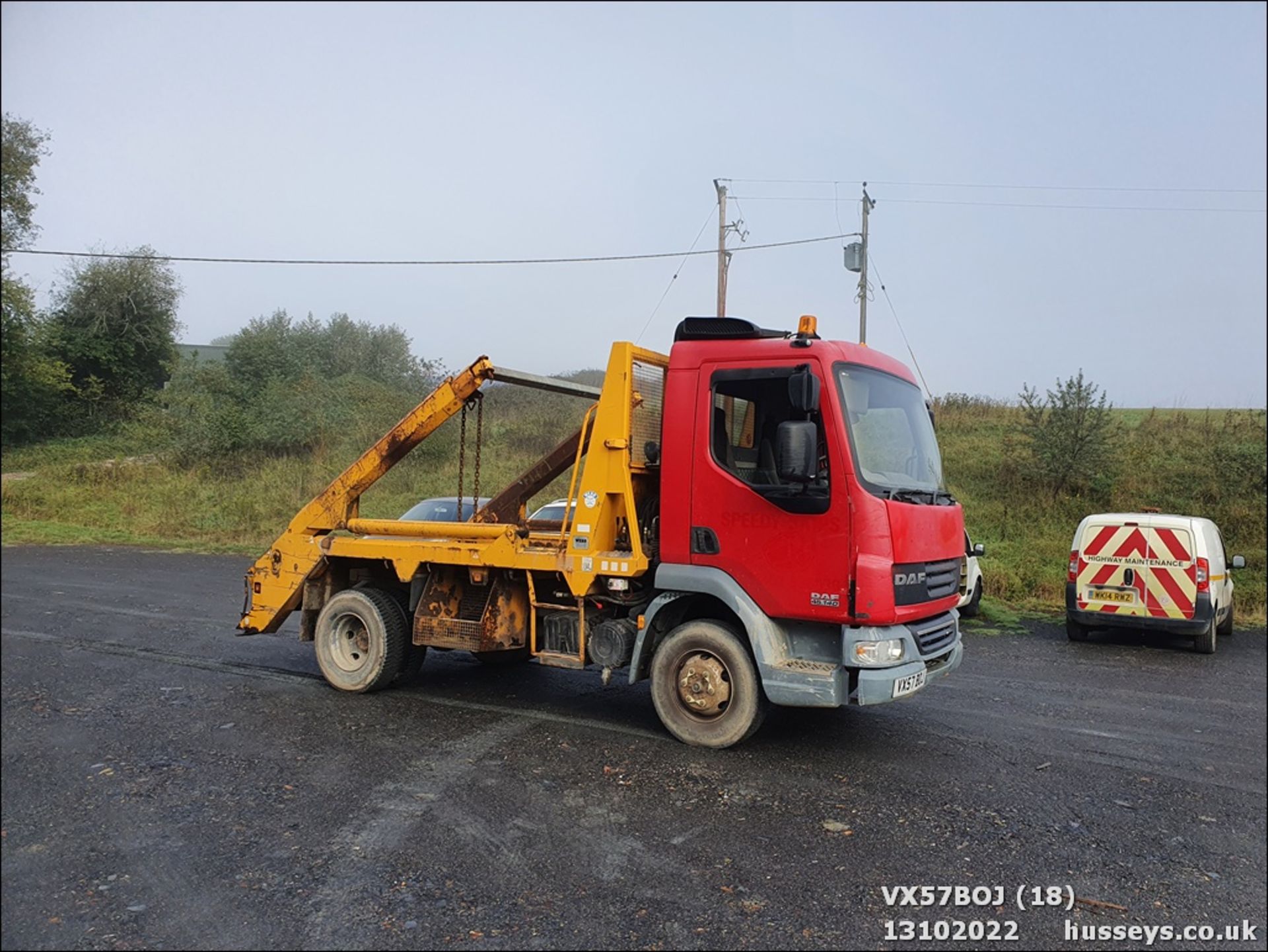 08/57 DAF TRUCKS LF - 4500cc SKIP LORRY 2dr (Red/yellow, 177k) - Image 18 of 25