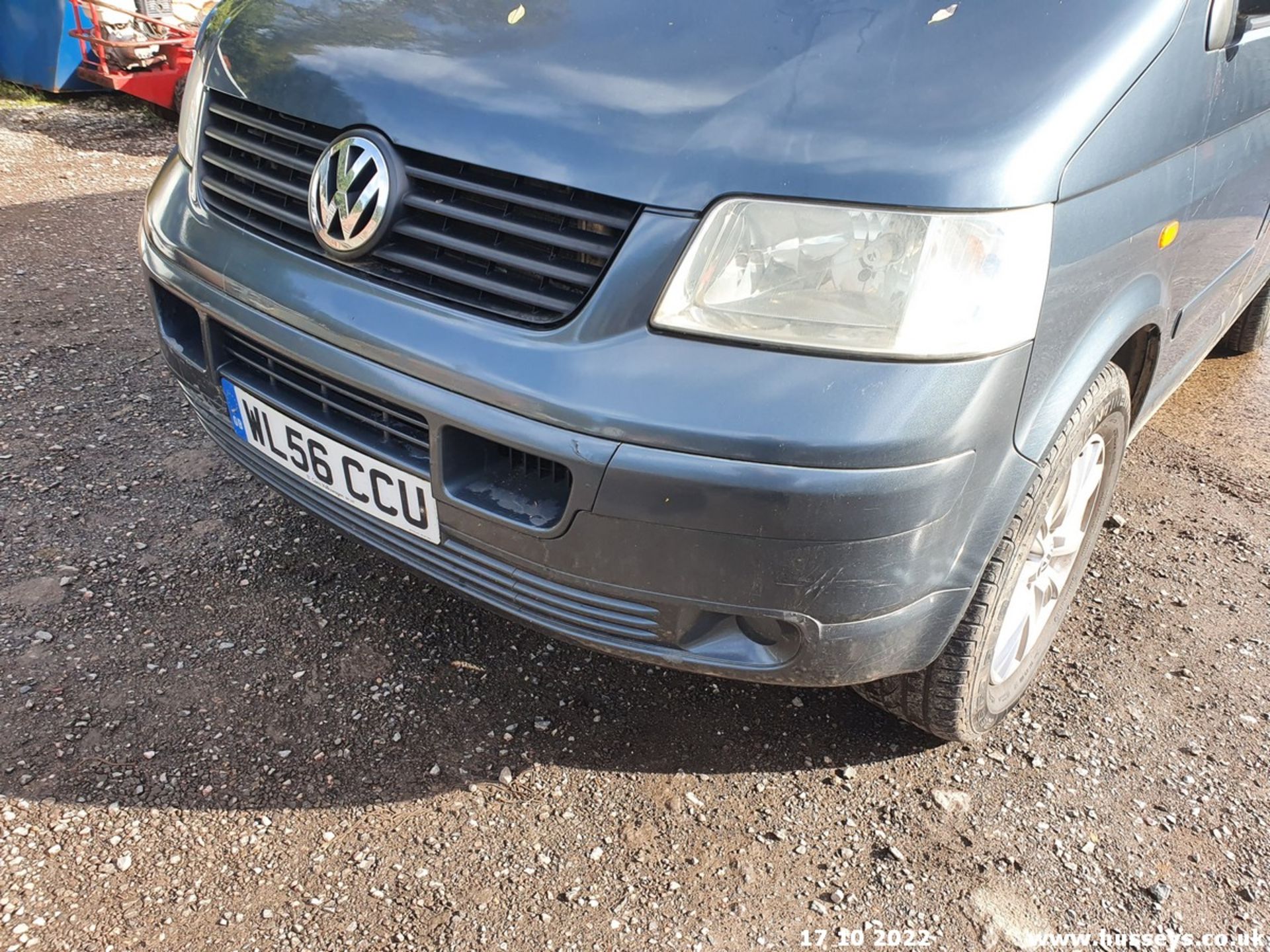 06/56 VOLKSWAGEN TRANSPORTER T28 130 TDI - 2460cc 5dr Van (Grey, 132k) - Image 28 of 37