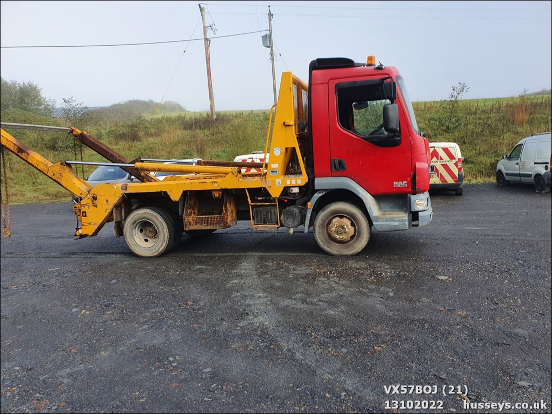 08/57 DAF TRUCKS LF - 4500cc SKIP LORRY 2dr (Red/yellow, 177k) - Image 21 of 25