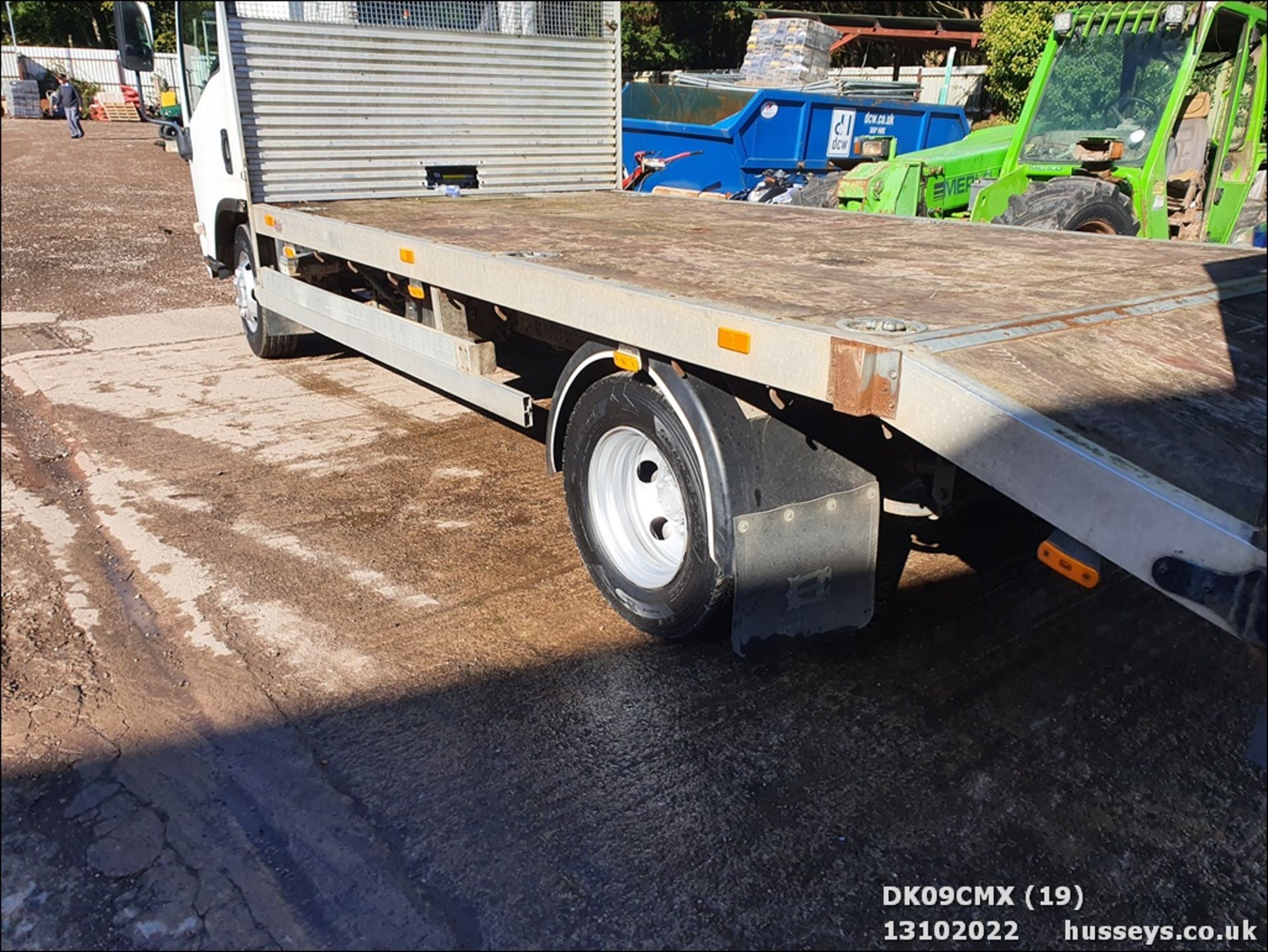 09/09 ISUZU TRUCKS NPR 70 - 2999cc 2dr Flat Bed (White) - Image 19 of 22