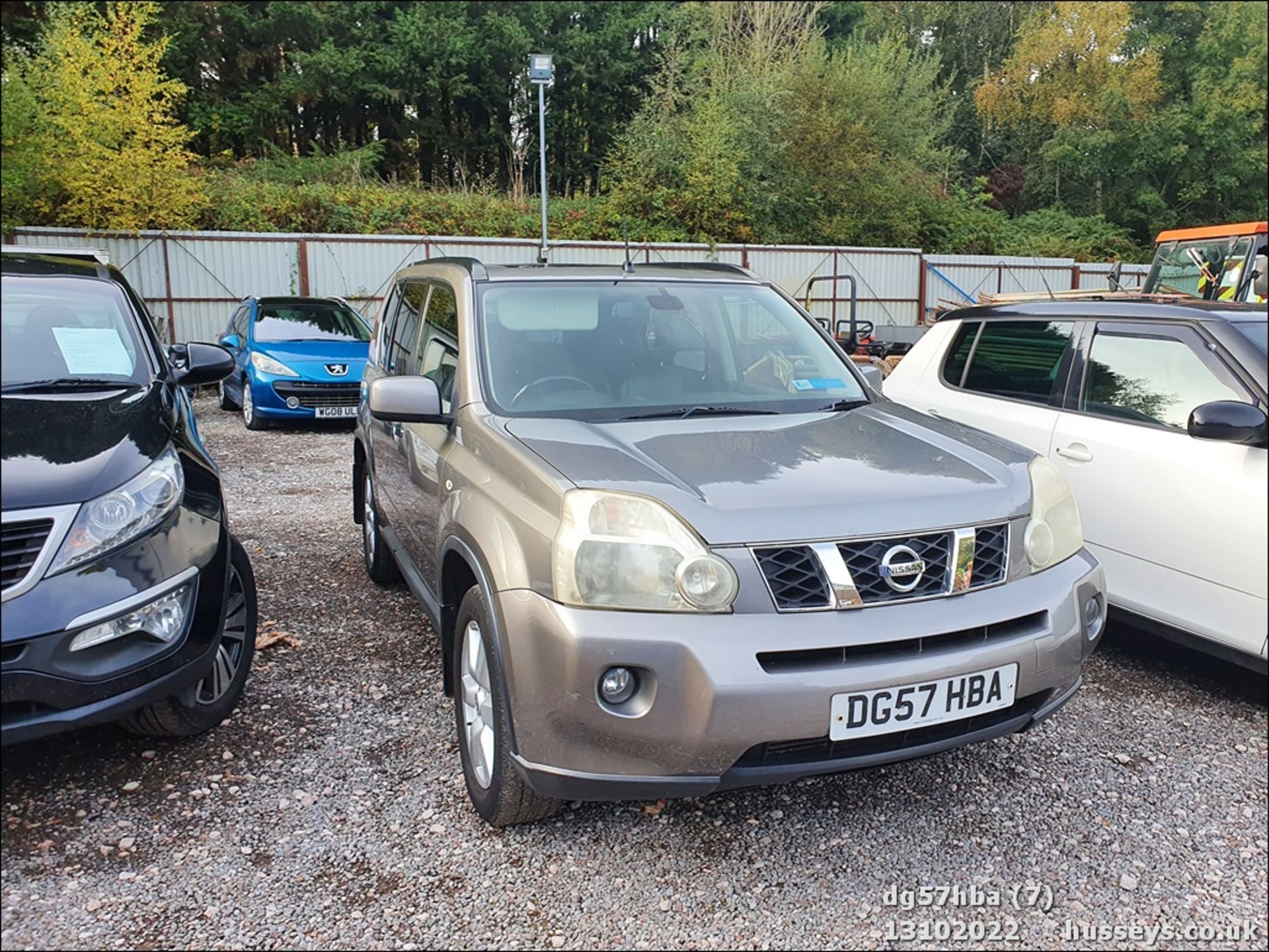 07/57 NISSAN X-TRAIL AVENTURA DCI - 1995cc 5dr Estate (Grey, 163k) - Image 8 of 26