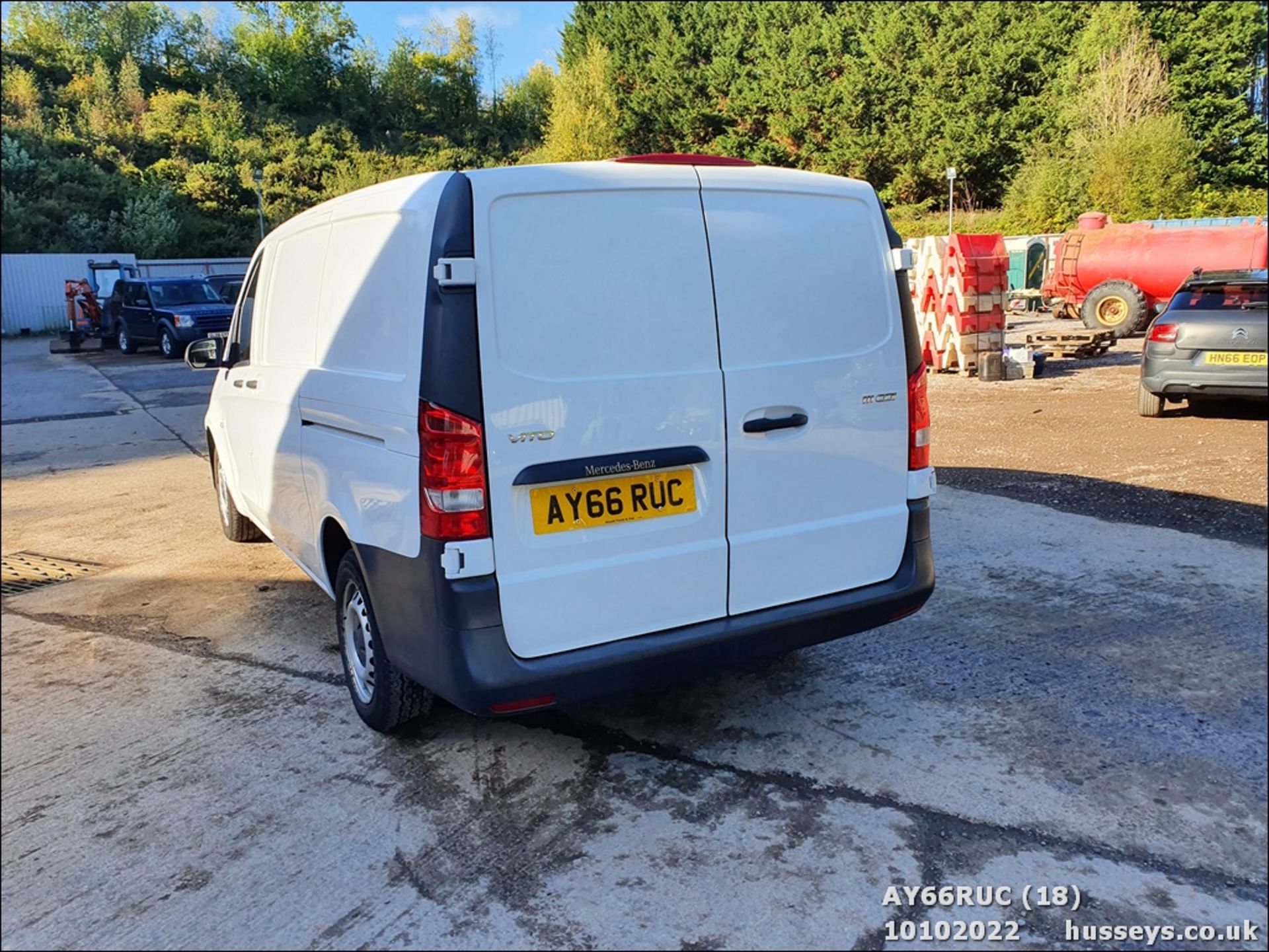 16/66 MERCEDES-BENZ VITO 111 CDI - 1598cc 6dr Van (White, 96k) - Image 18 of 31