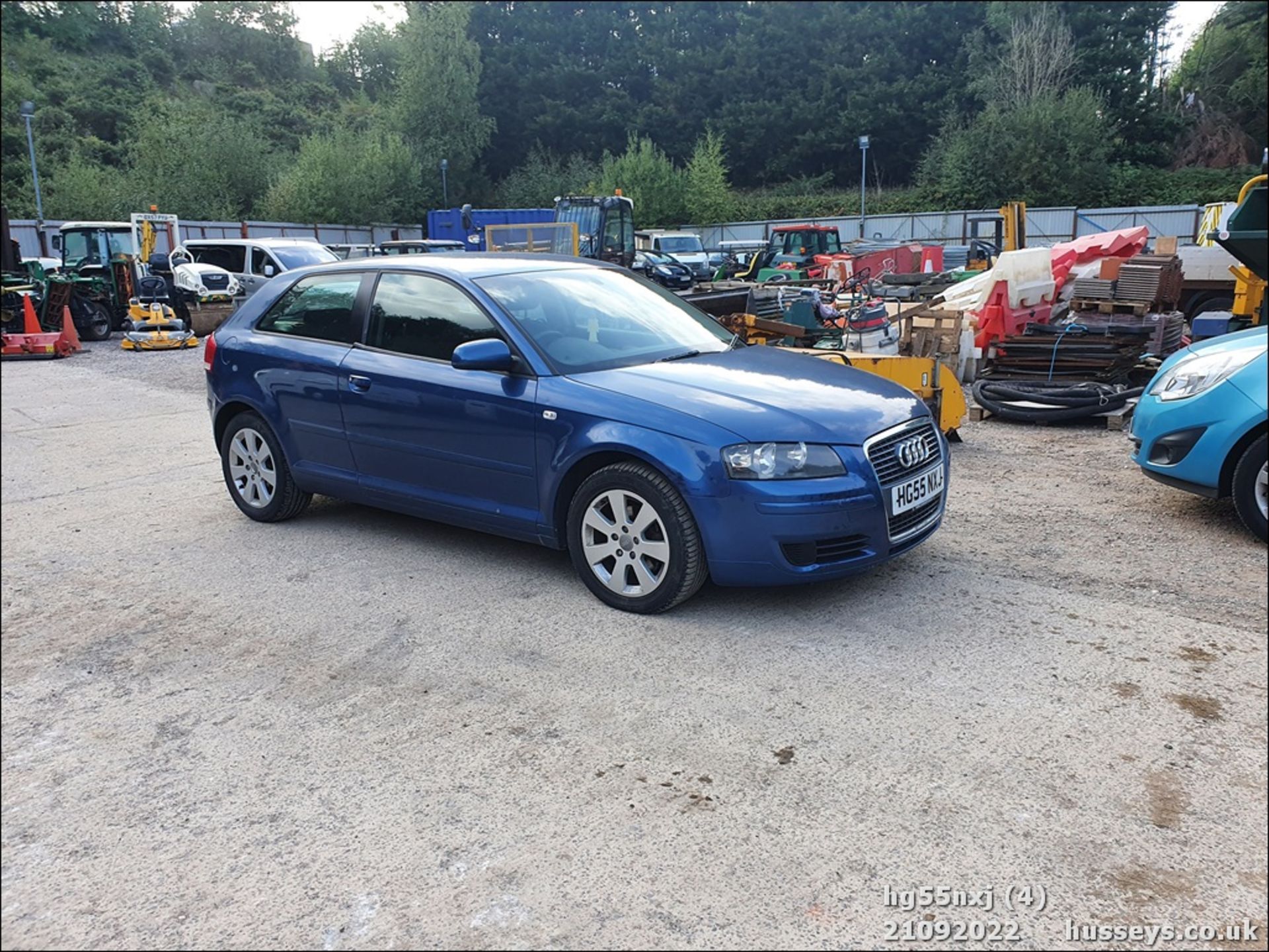 05/55 AUDI A3 SE TDI - 1896cc 3dr Hatchback (Blue, 182k) - Image 4 of 37