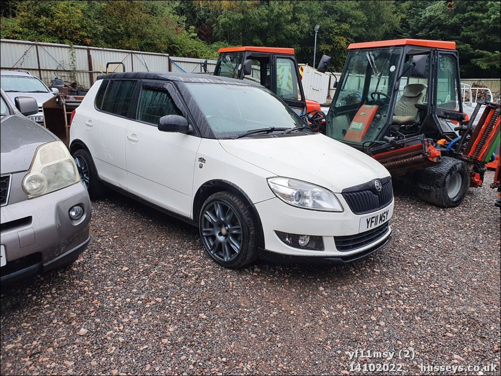 11/11 SKODA FABIA MONTE CARLO TSI - 1197cc 5dr Hatchback (White) - Image 3 of 29