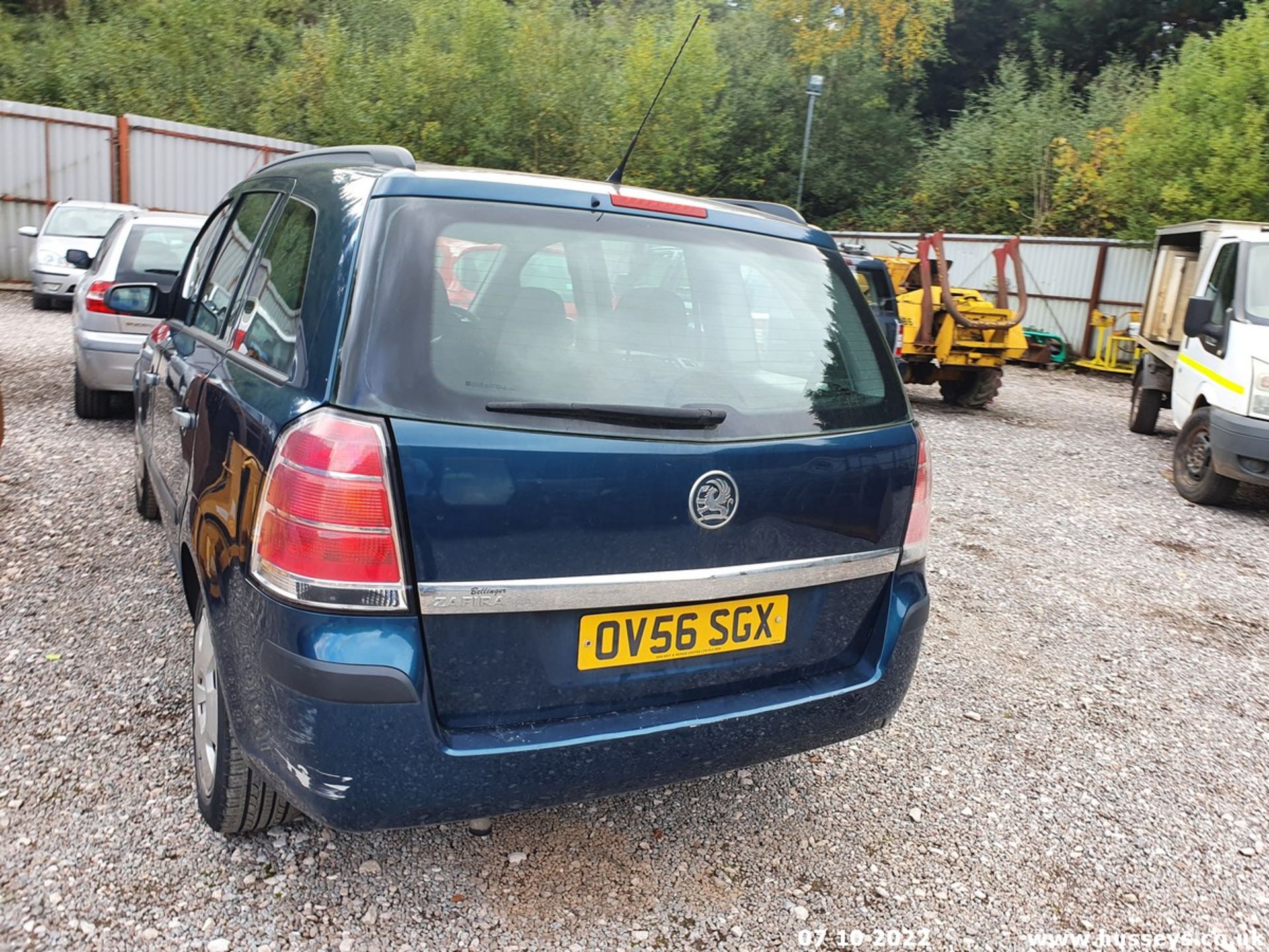 06/56 VAUXHALL ZAFIRA LIFE - 1598cc 5dr MPV (Turquoise, 104k) - Image 9 of 29