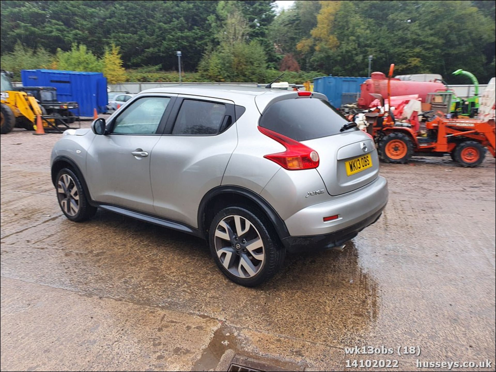 13/13 NISSAN JUKE ACENTA PREMIUM CVT - 1598cc 5dr Hatchback (Silver, 66k) - Image 18 of 42