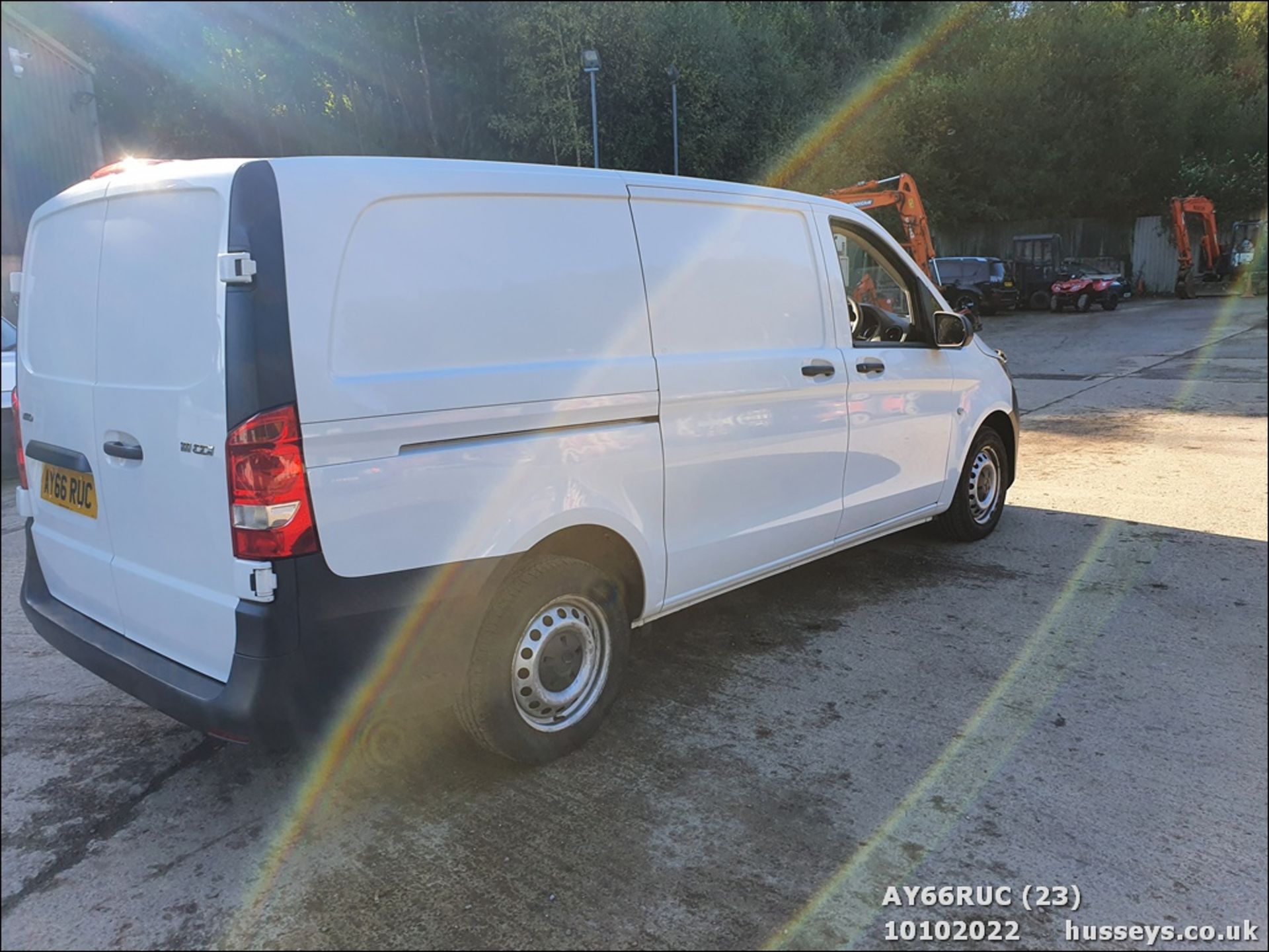 16/66 MERCEDES-BENZ VITO 111 CDI - 1598cc 6dr Van (White, 96k) - Image 23 of 31