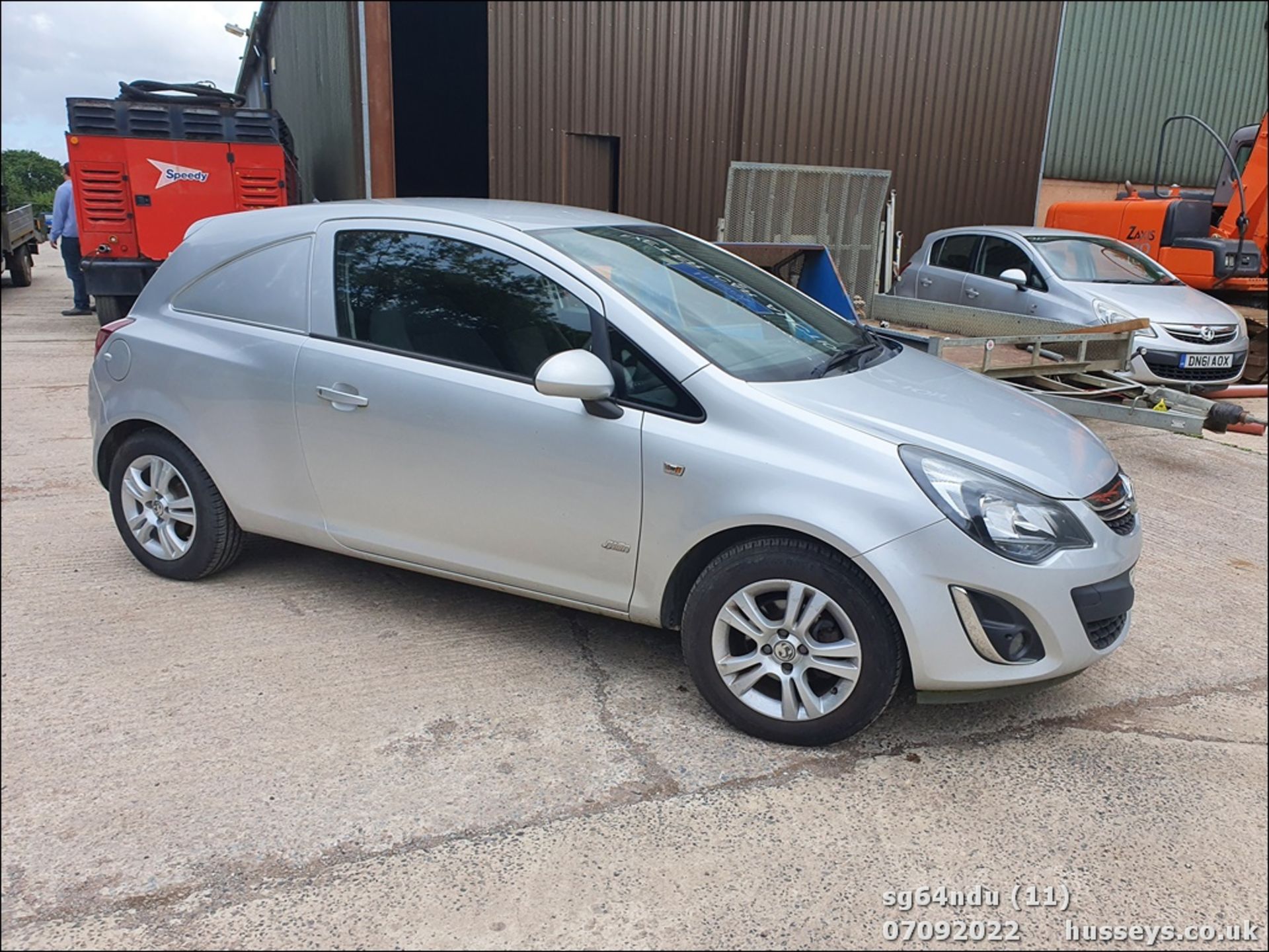 14/64 VAUXHALL CORSA SPORTIVE CDTI - 1248cc 3dr Van (Silver, 91k) - Image 12 of 20