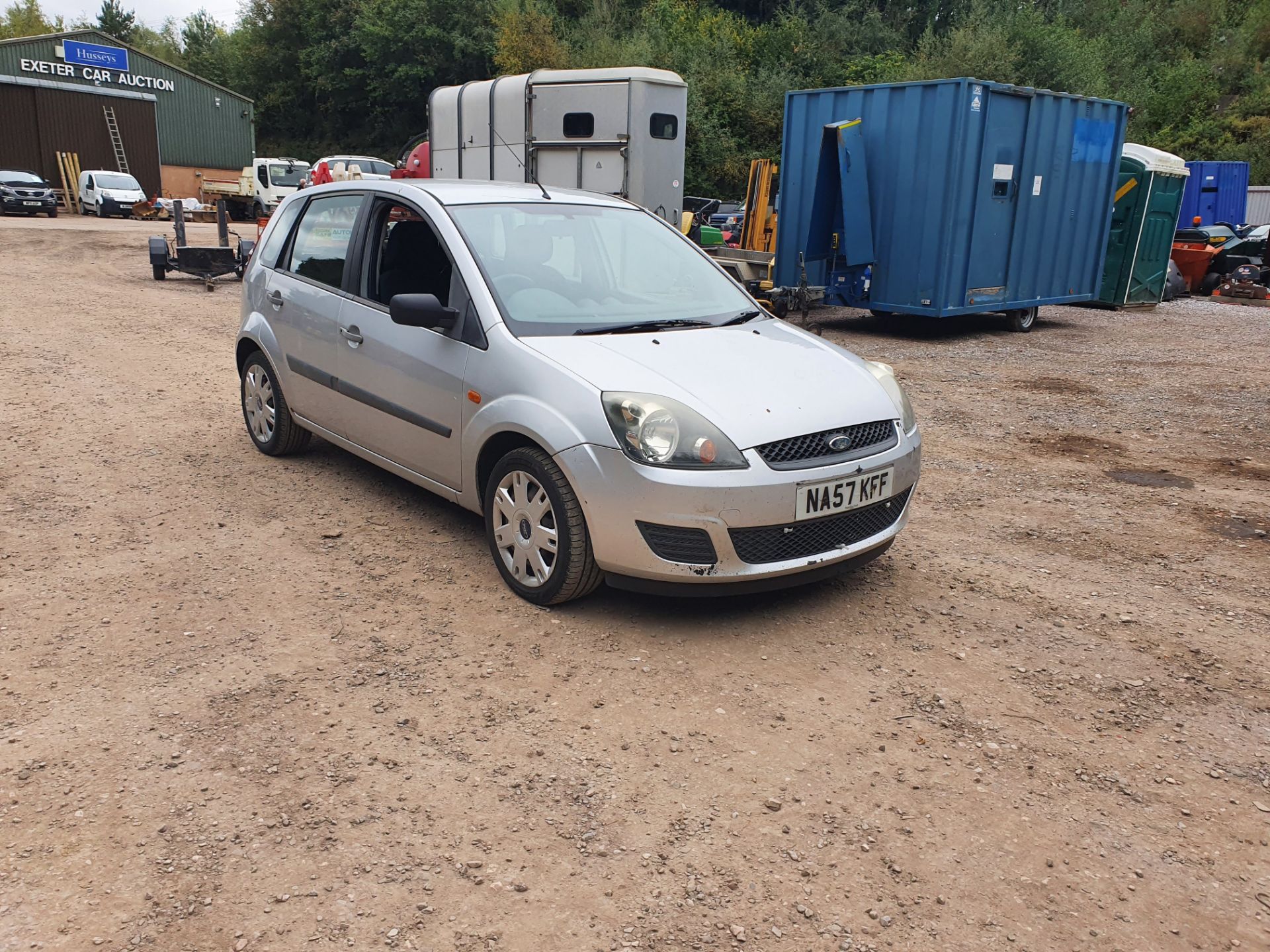 07/57 FORD FIESTA STYLE TDCI - 1399cc 5dr Hatchback (Silver) - Image 4 of 43