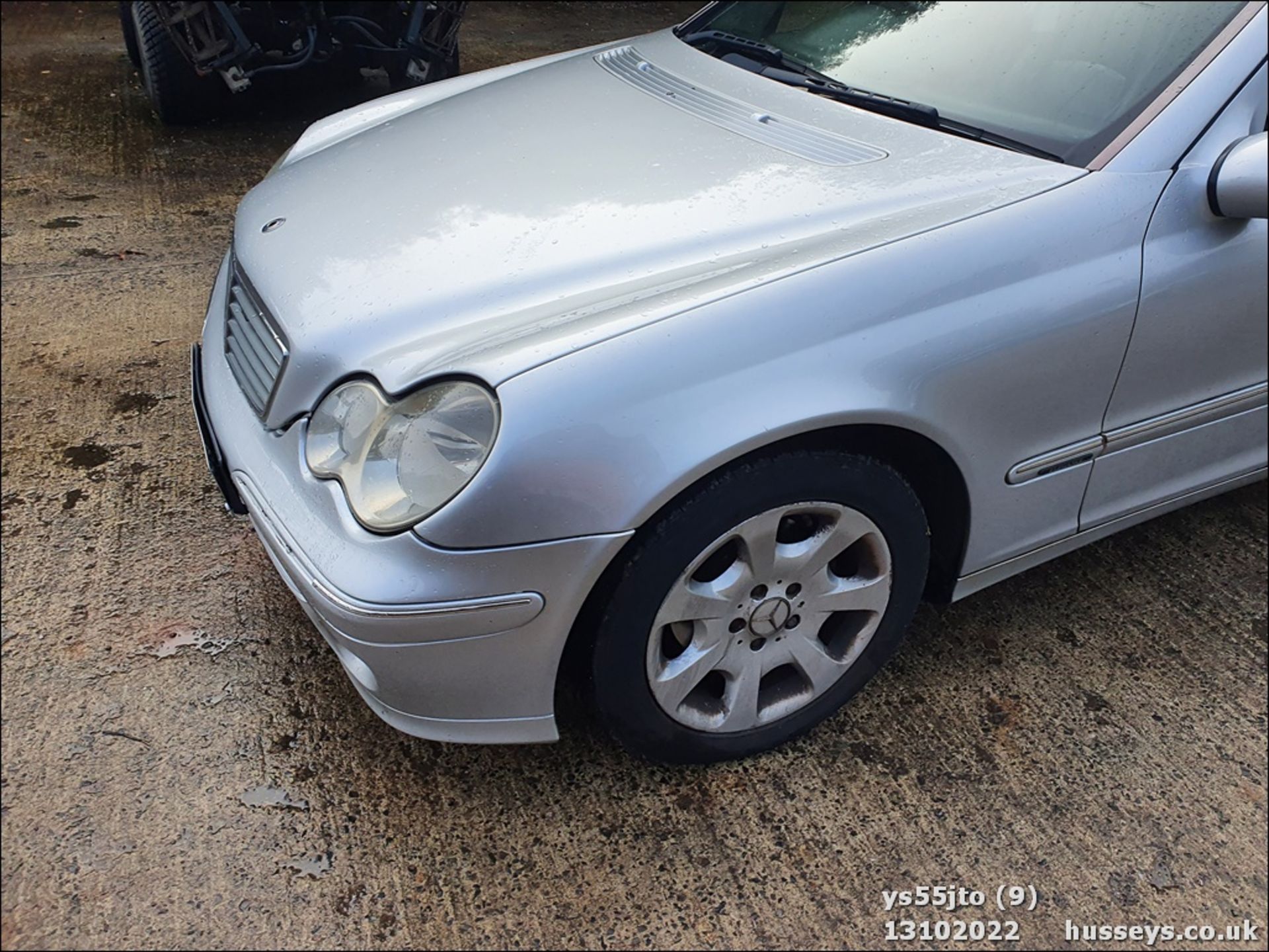 05/55 MERCEDES C200 CDI ELEGANCE SE AUTO - 2148cc 4dr Saloon (Silver, 266k) - Image 9 of 26