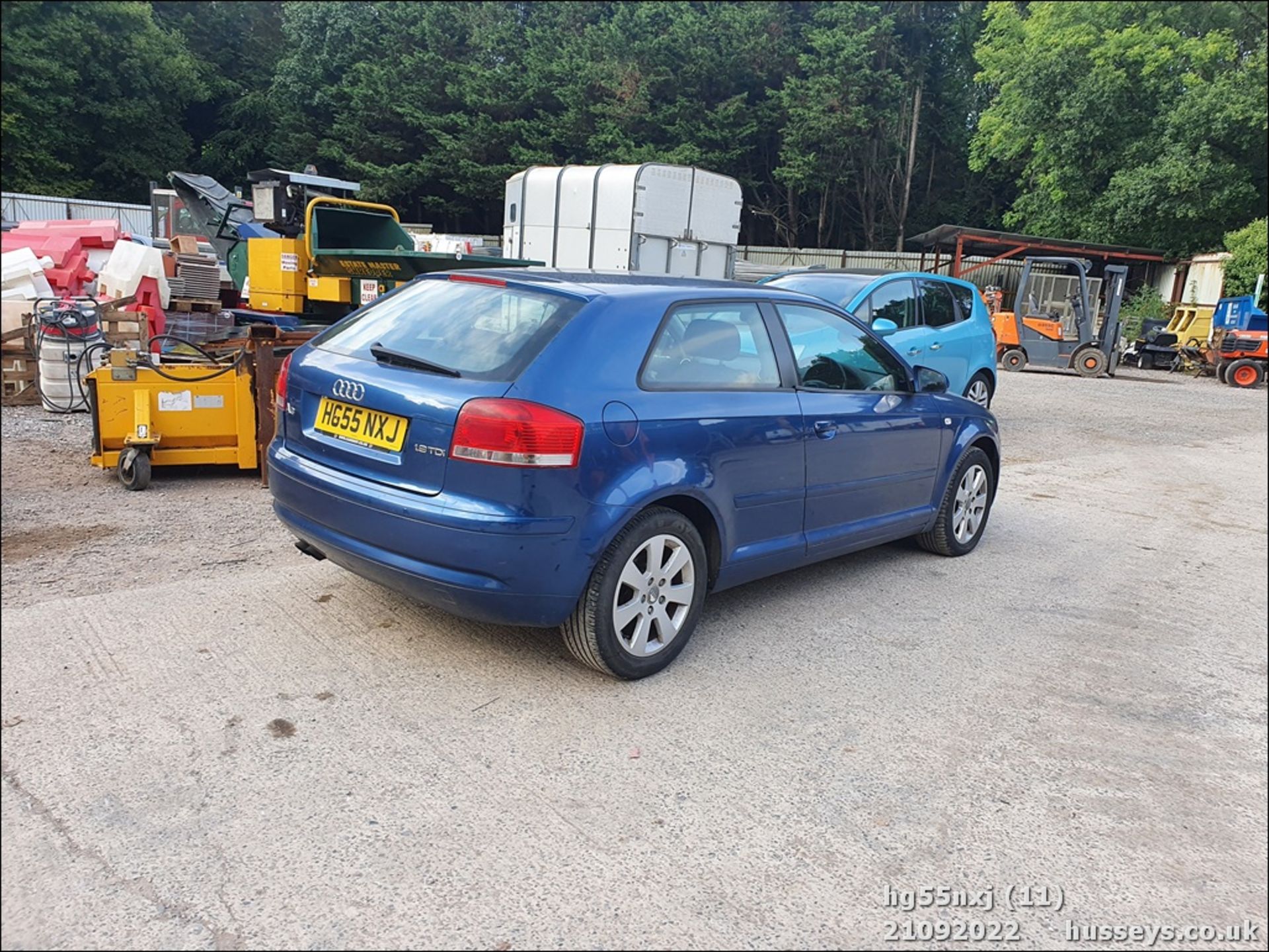 05/55 AUDI A3 SE TDI - 1896cc 3dr Hatchback (Blue, 182k) - Image 11 of 37