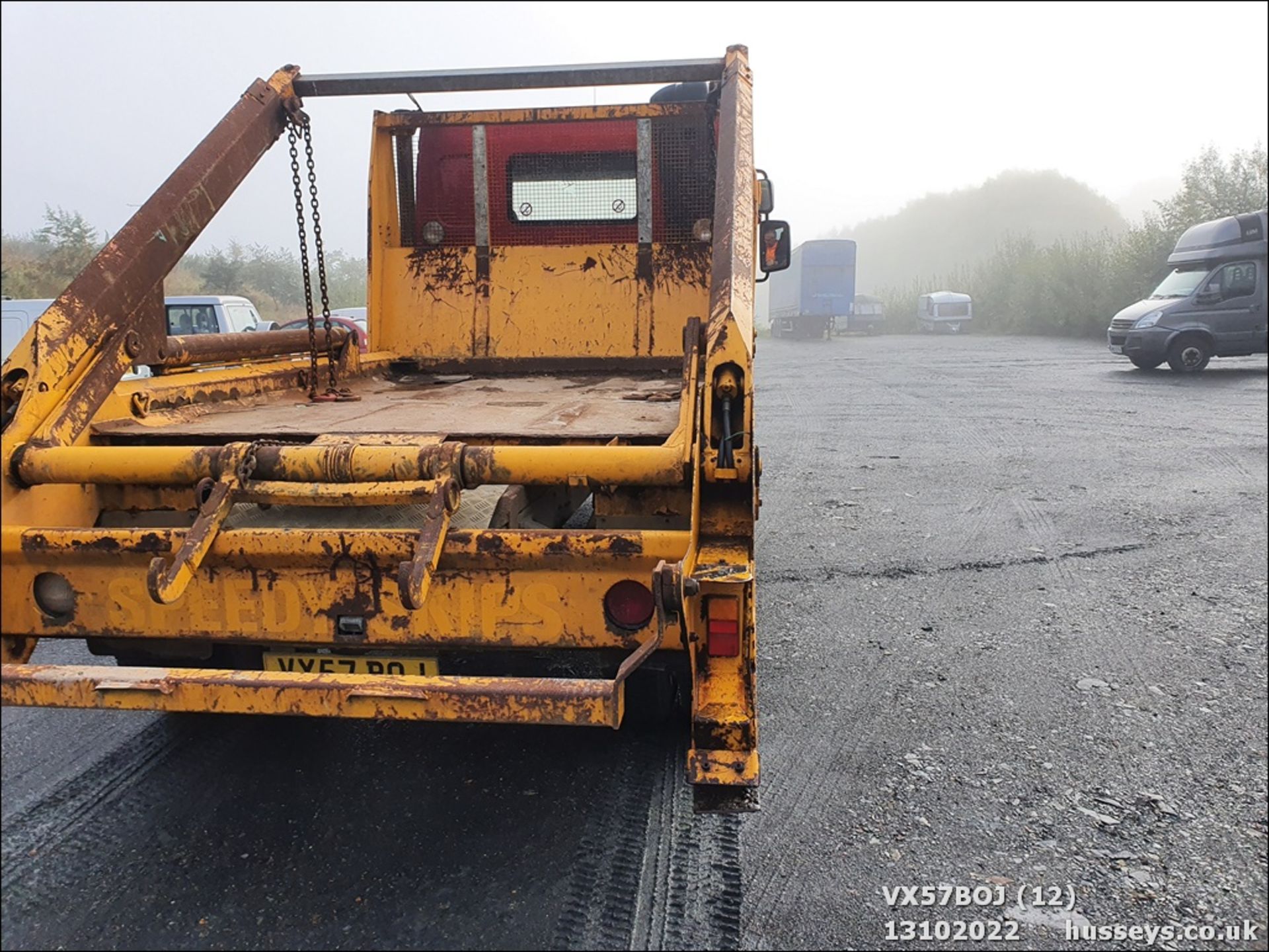 08/57 DAF TRUCKS LF - 4500cc SKIP LORRY 2dr (Red/yellow, 177k) - Image 12 of 25