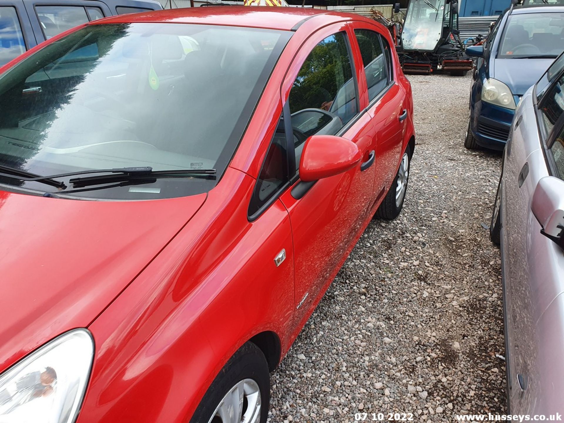 08/08 VAUXHALL CORSA BREEZE - 1229cc 5dr Hatchback (Red, 70k) - Image 24 of 27