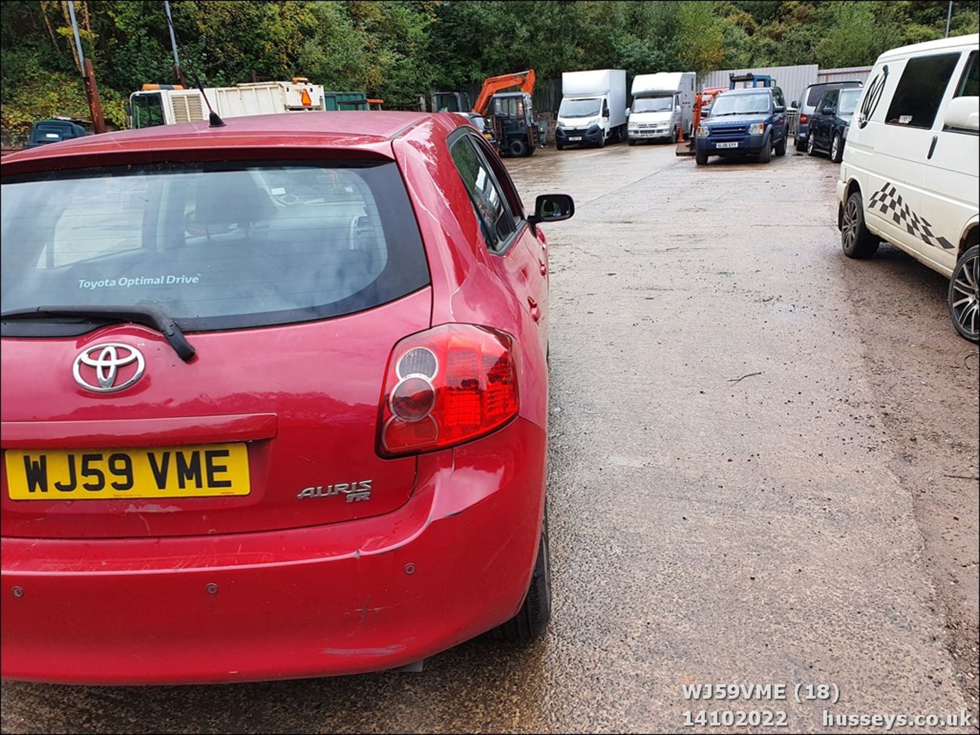 09/59 TOYOTA AURIS TR VALVEMATIC S-A - 1598cc 5dr Hatchback (Red, 183k) - Image 18 of 37