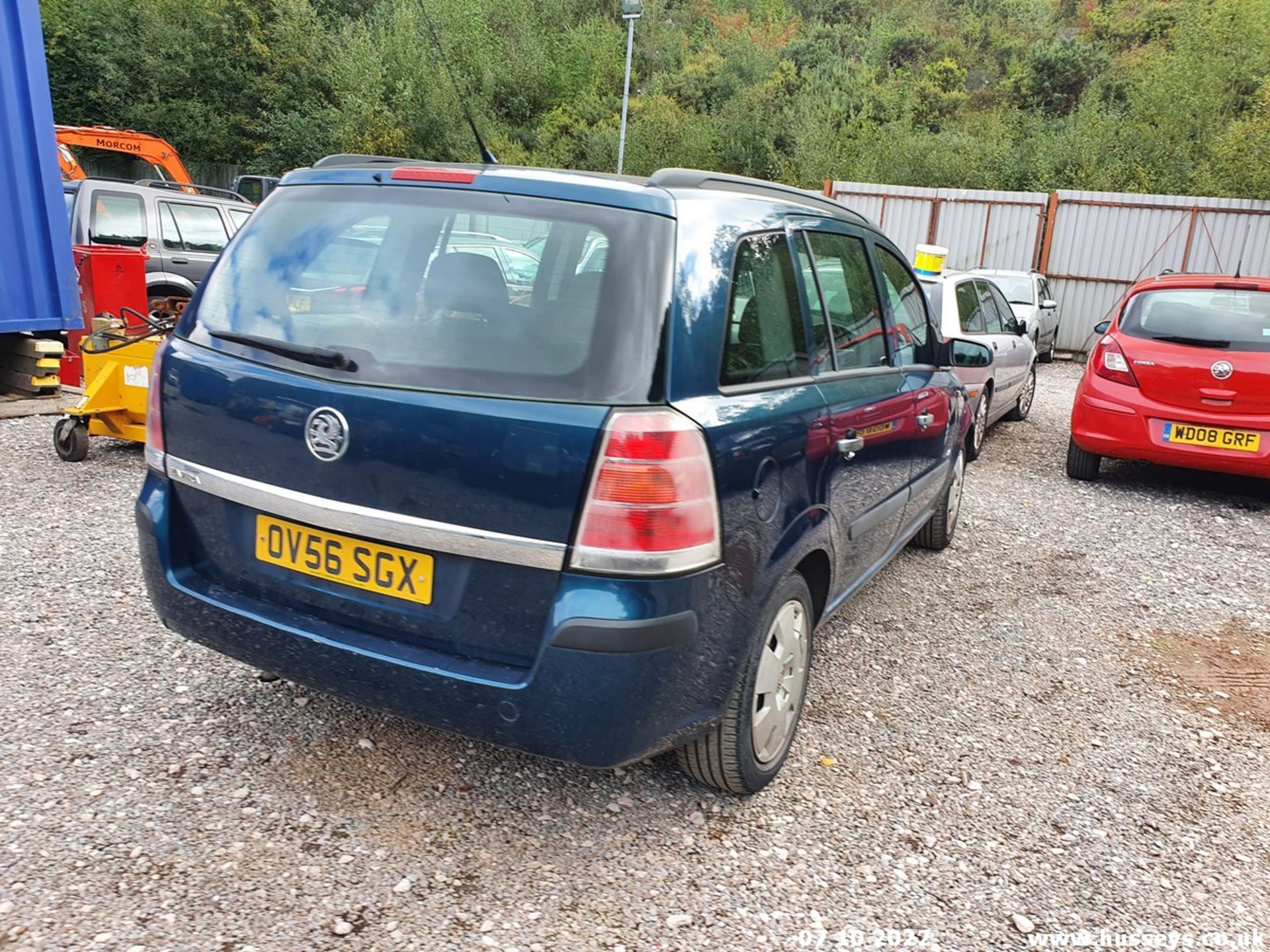 06/56 VAUXHALL ZAFIRA LIFE - 1598cc 5dr MPV (Turquoise, 104k) - Image 6 of 29