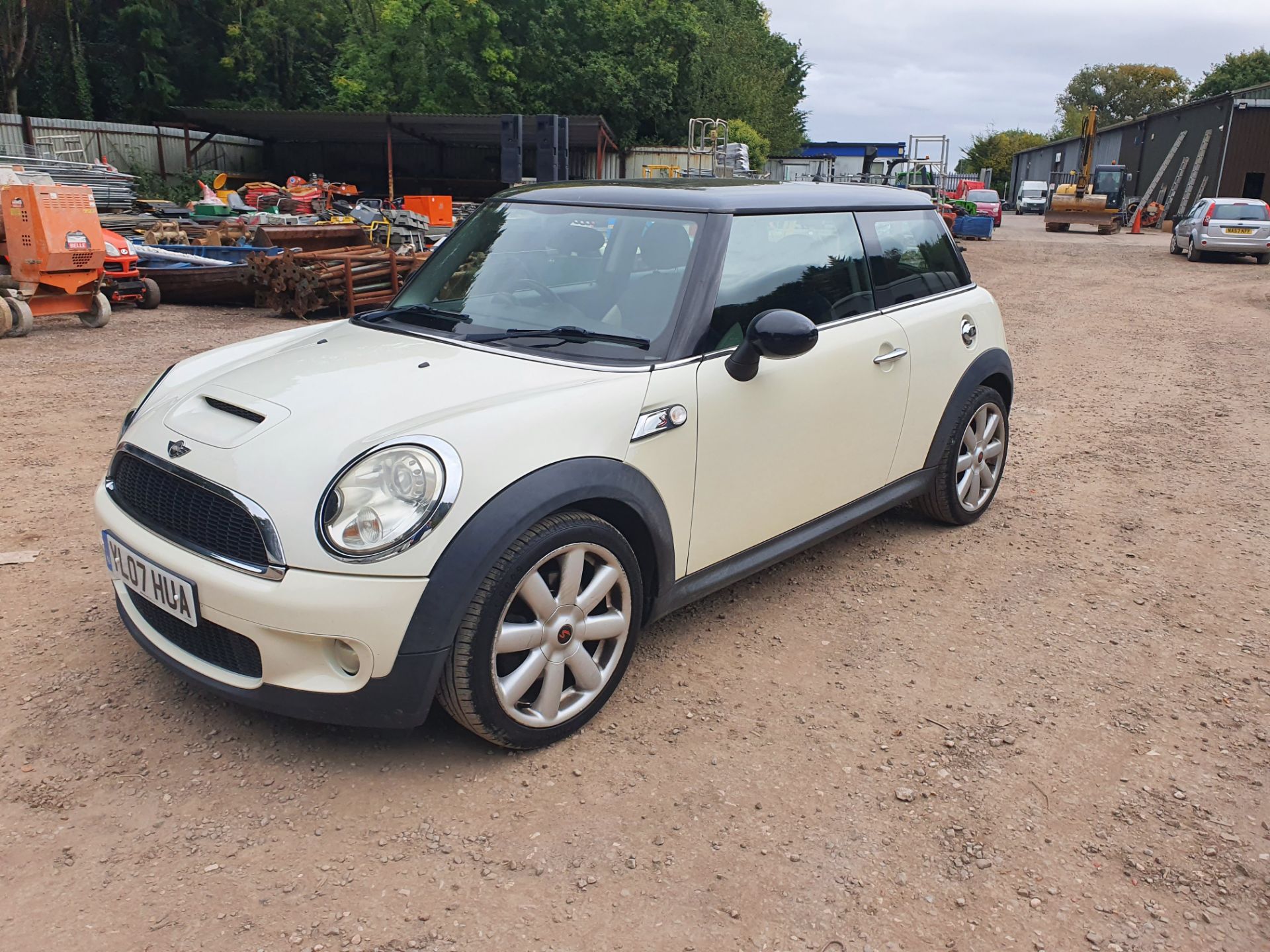 07/07 MINI COOPER S - 1598cc 3dr Hatchback (White, 95k) - Image 10 of 55