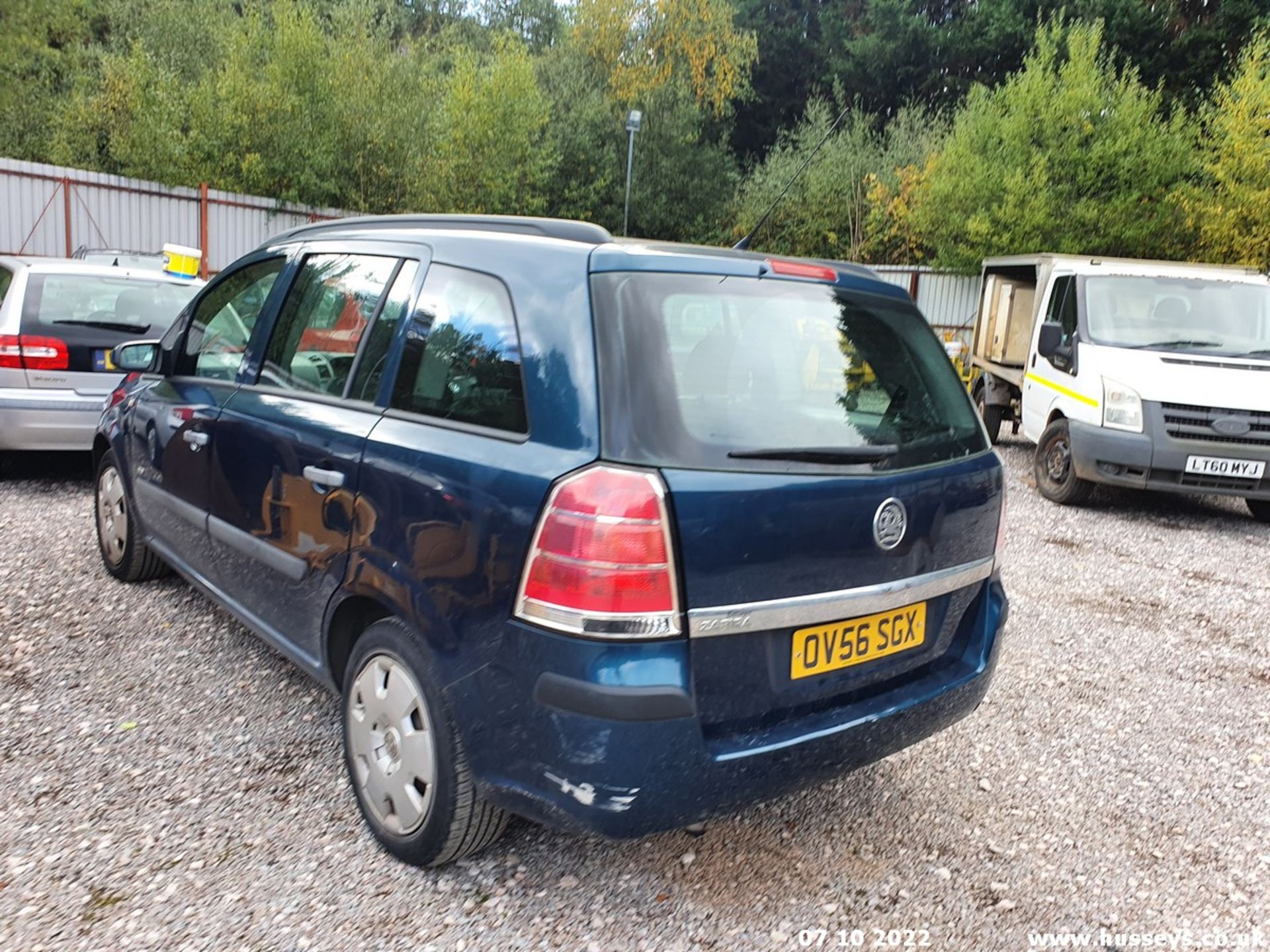 06/56 VAUXHALL ZAFIRA LIFE - 1598cc 5dr MPV (Turquoise, 104k) - Image 10 of 29