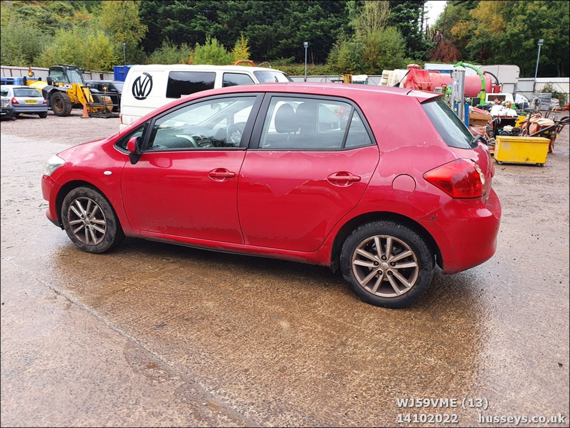 09/59 TOYOTA AURIS TR VALVEMATIC S-A - 1598cc 5dr Hatchback (Red, 183k) - Image 13 of 37