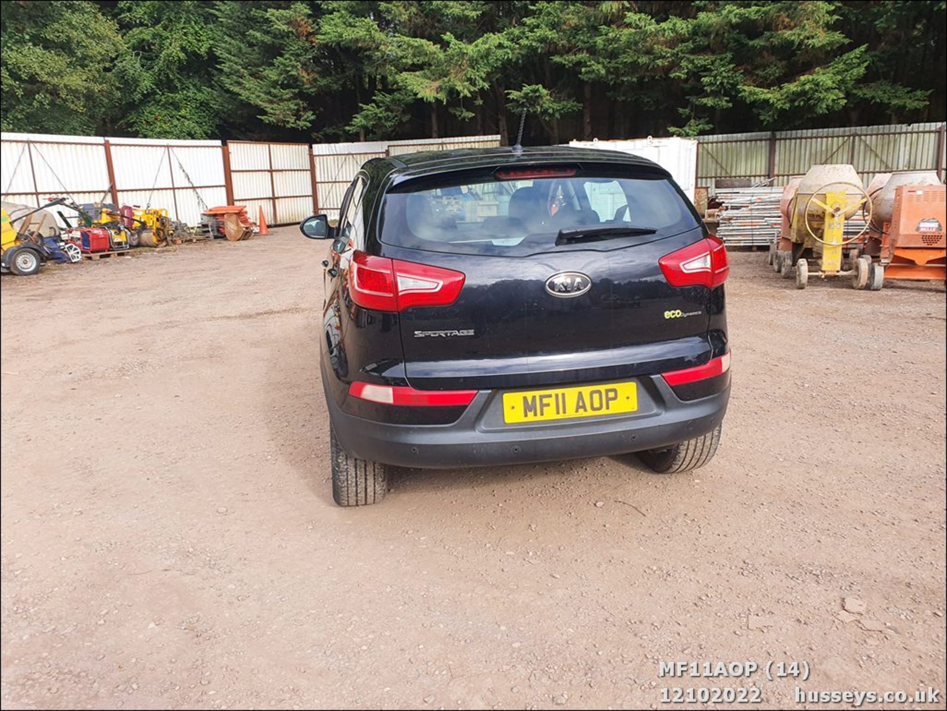 11/11 KIA SPORTAGE 1 CRDI - 1685cc 5dr Estate (Black, 135k) - Image 14 of 38