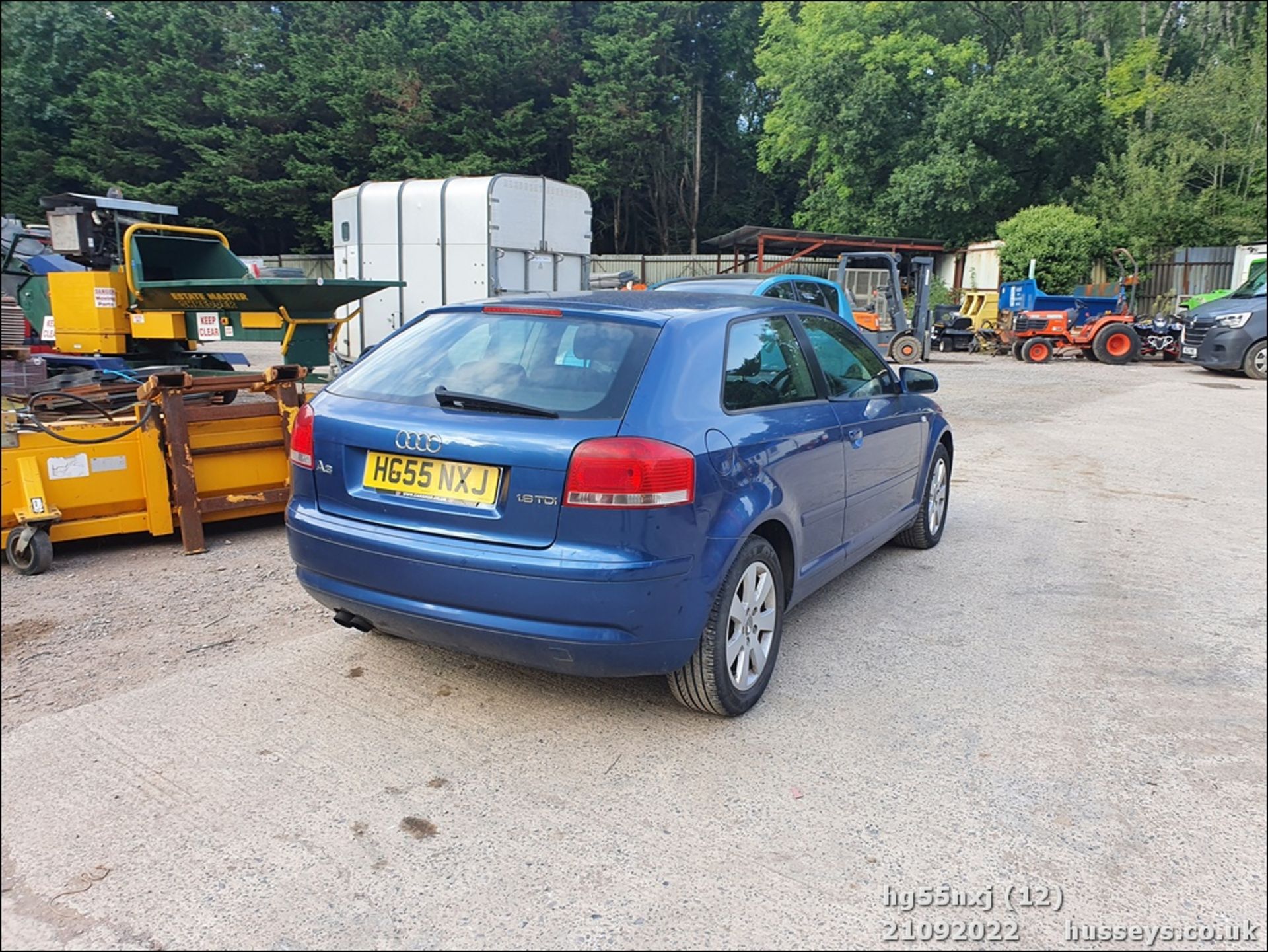 05/55 AUDI A3 SE TDI - 1896cc 3dr Hatchback (Blue, 182k) - Image 12 of 37