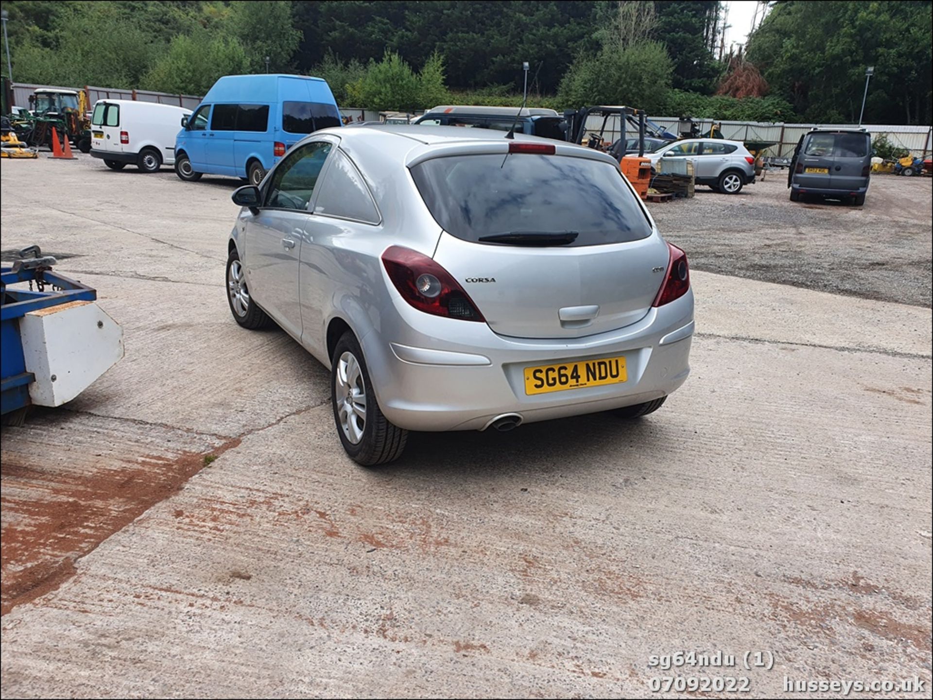 14/64 VAUXHALL CORSA SPORTIVE CDTI - 1248cc 3dr Van (Silver, 91k) - Image 2 of 20