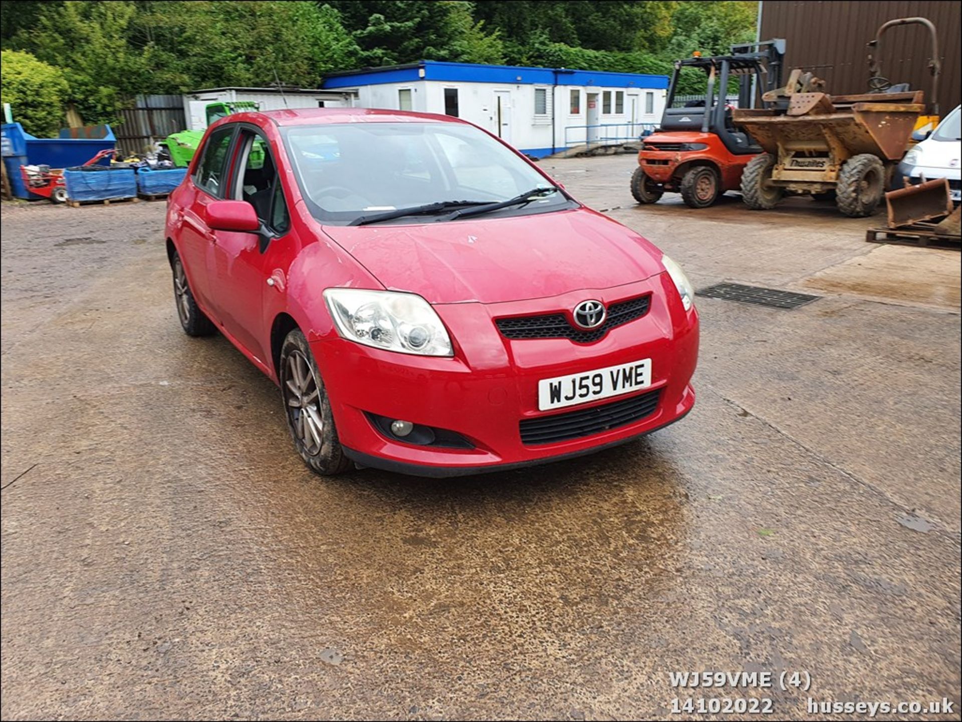 09/59 TOYOTA AURIS TR VALVEMATIC S-A - 1598cc 5dr Hatchback (Red, 183k) - Image 4 of 37