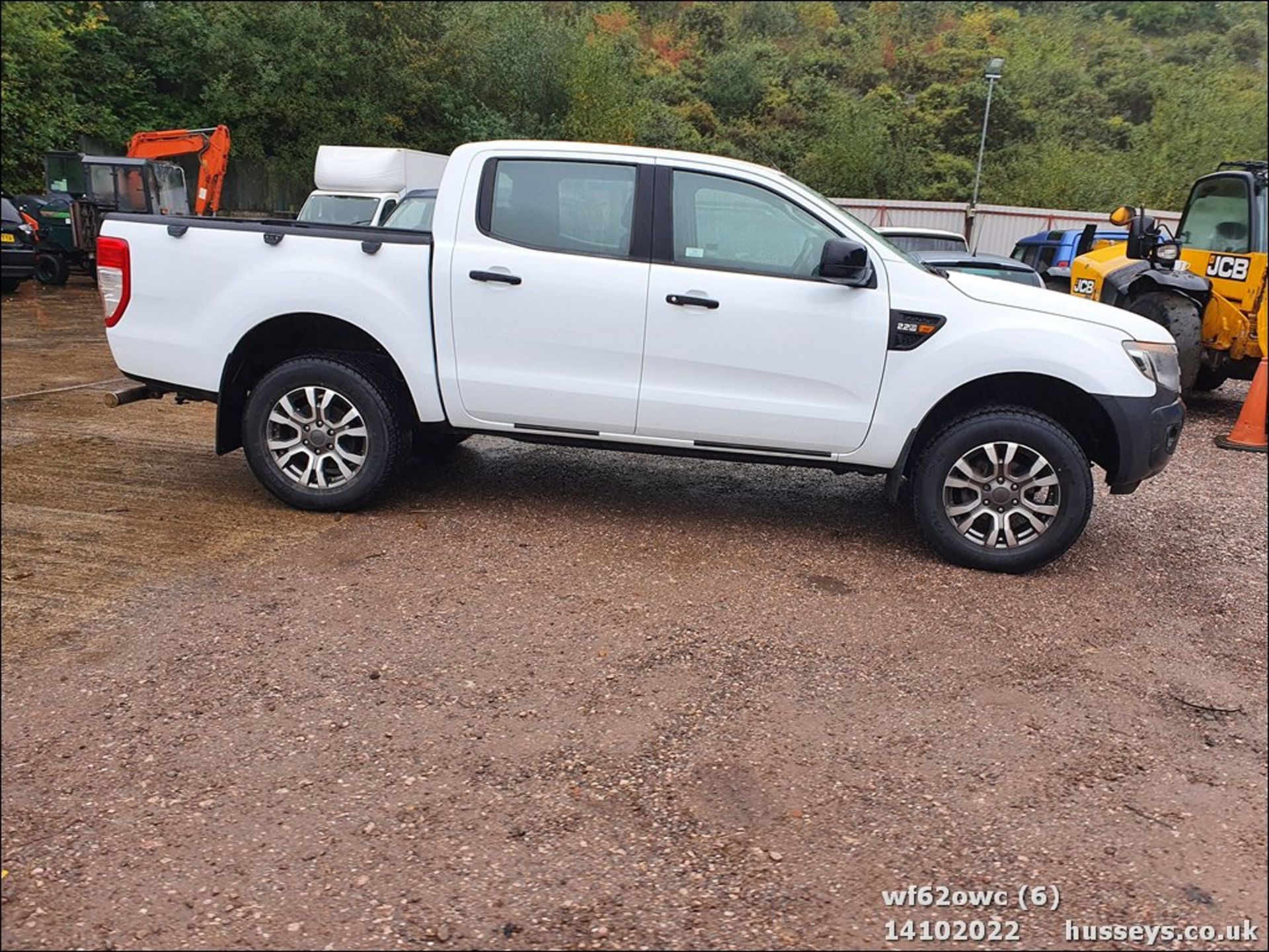 12/62 FORD RANGER XL 4X4 TDCI - 2198cc 4dr Pickup (White, 45k) - Image 6 of 49