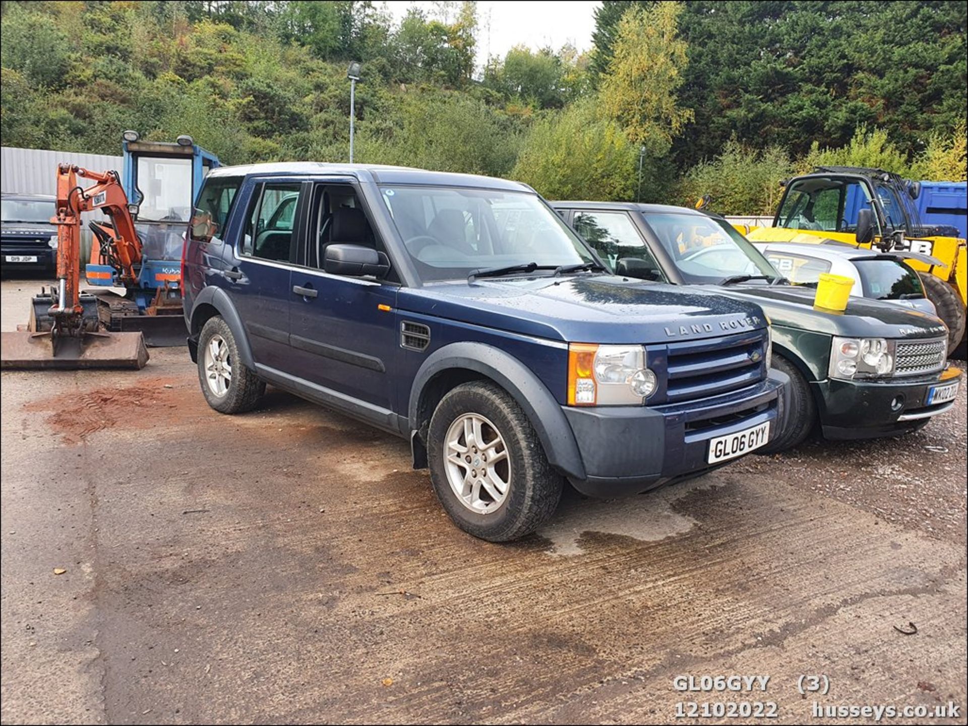 06/06 LAND ROVER DISCOVERY 3 TDV6 - 2720cc 5dr Estate (Blue, 115k) - Image 6 of 35