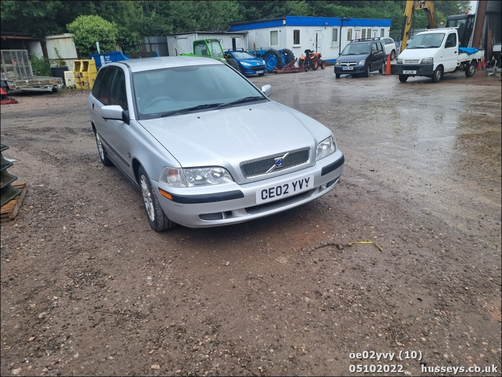 02/02 VOLVO V40 S - 1783cc 5dr Estate (Silver, 139k) - Image 10 of 21