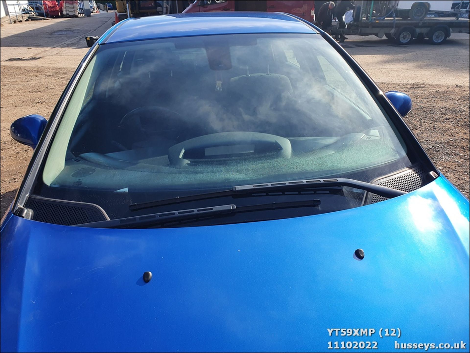 09/59 CITROEN C4 EXCLUSIVE 16V - 1598cc 5dr Hatchback (Blue) - Image 26 of 37