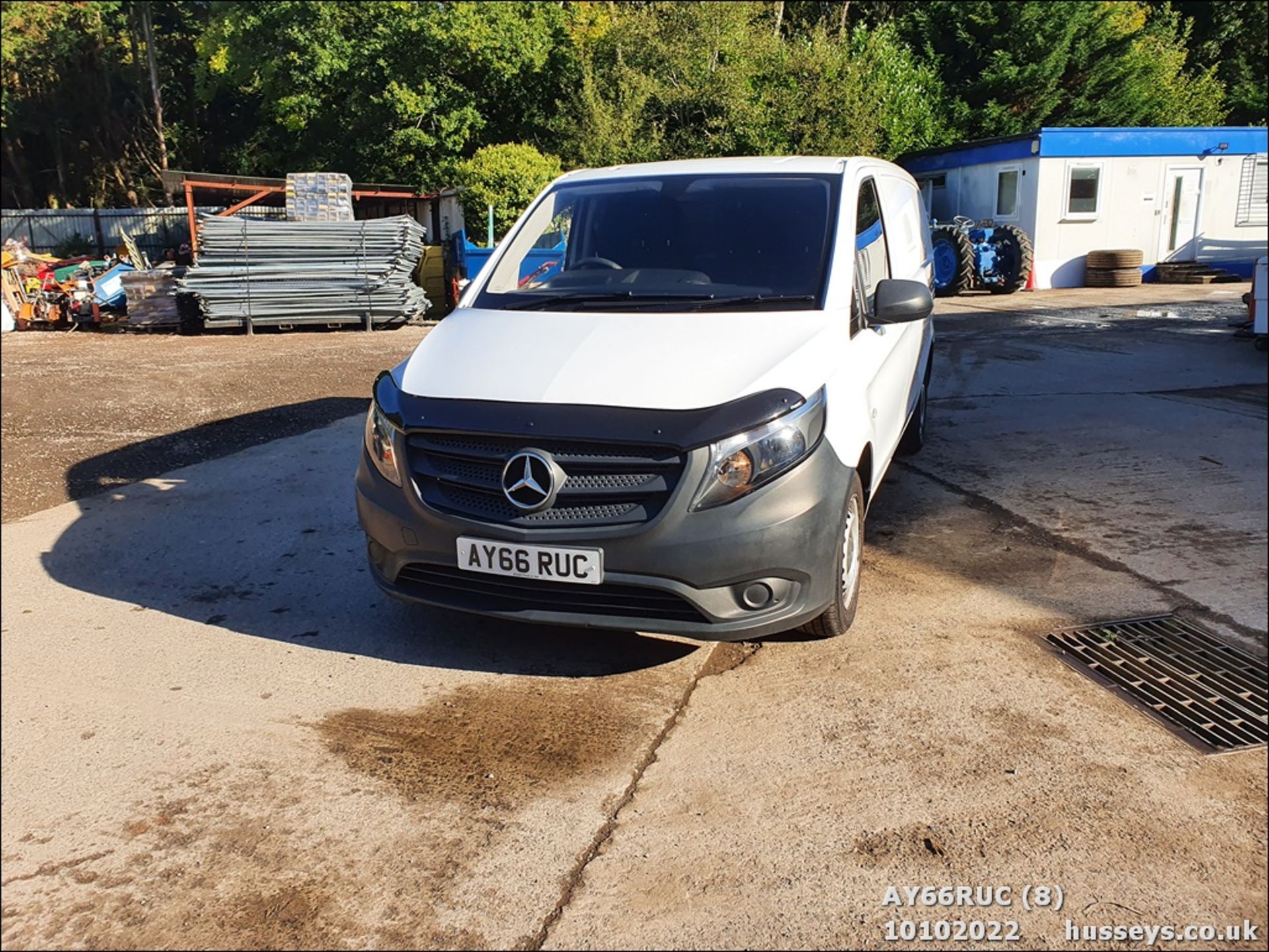 16/66 MERCEDES-BENZ VITO 111 CDI - 1598cc 6dr Van (White, 96k) - Image 8 of 31