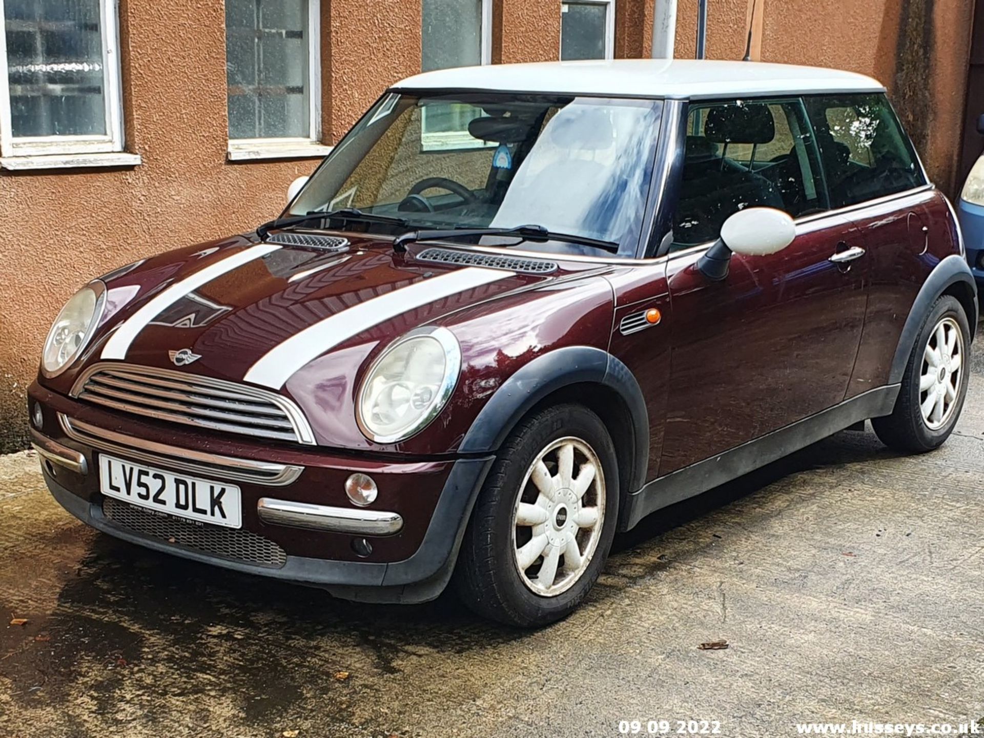 02/52 MINI MINI COOPER - 1598cc 3dr Hatchback (Red)