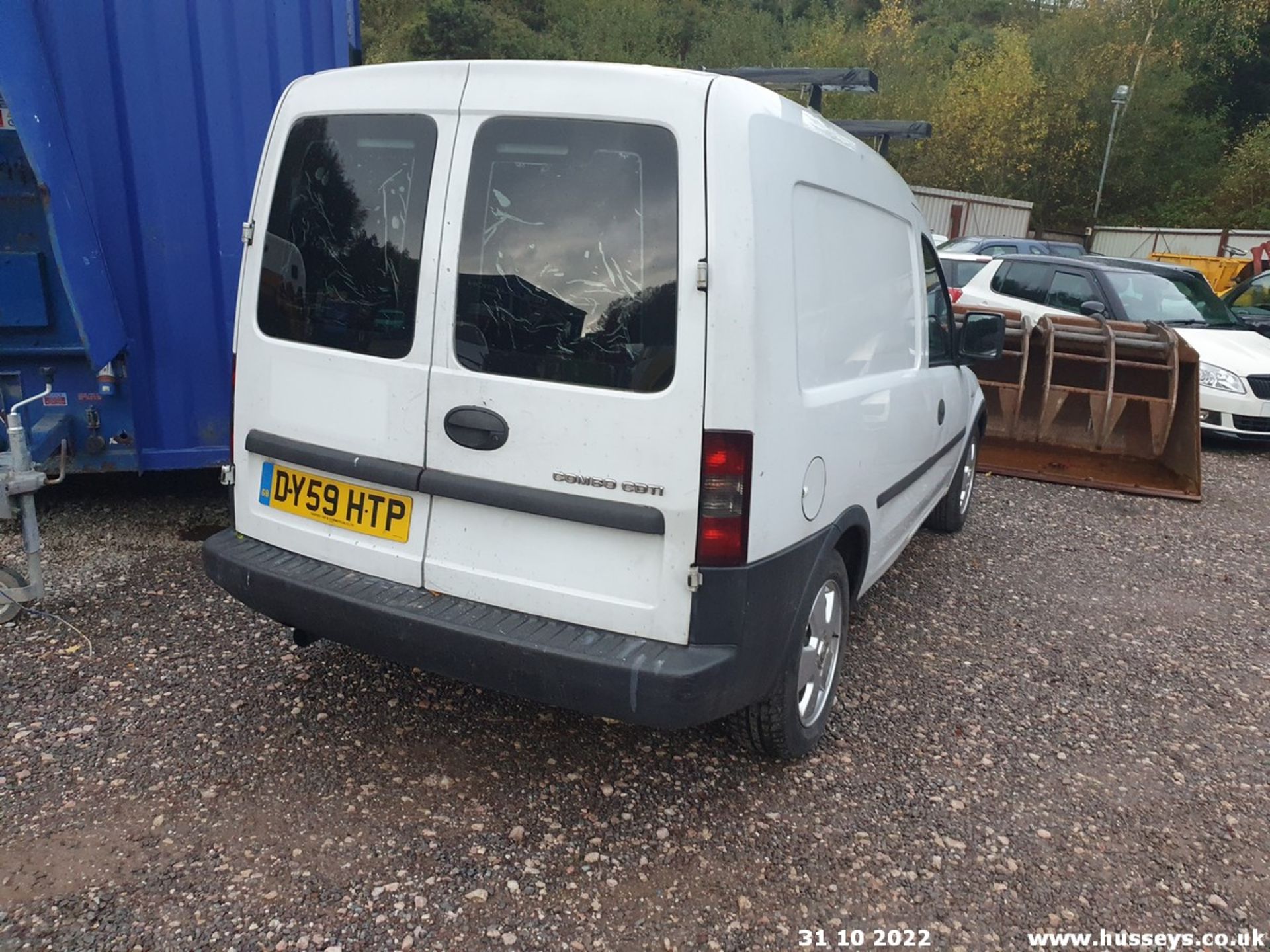 09/59 VAUXHALL COMBO 1700 CDTI - 1248cc 3.dr Van (White) - Image 17 of 27