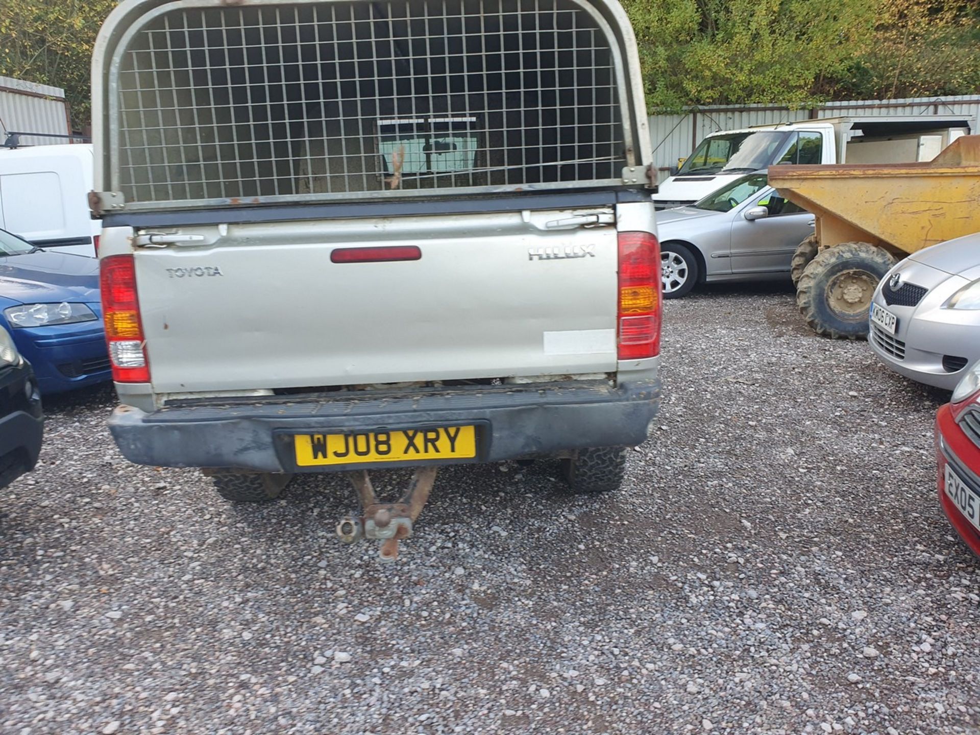 08/08 TOYOTA HILUX HL2 D-4D 4X4 S/C - 2494cc 2dr 4x4 (Silver, 78k) - Image 26 of 32