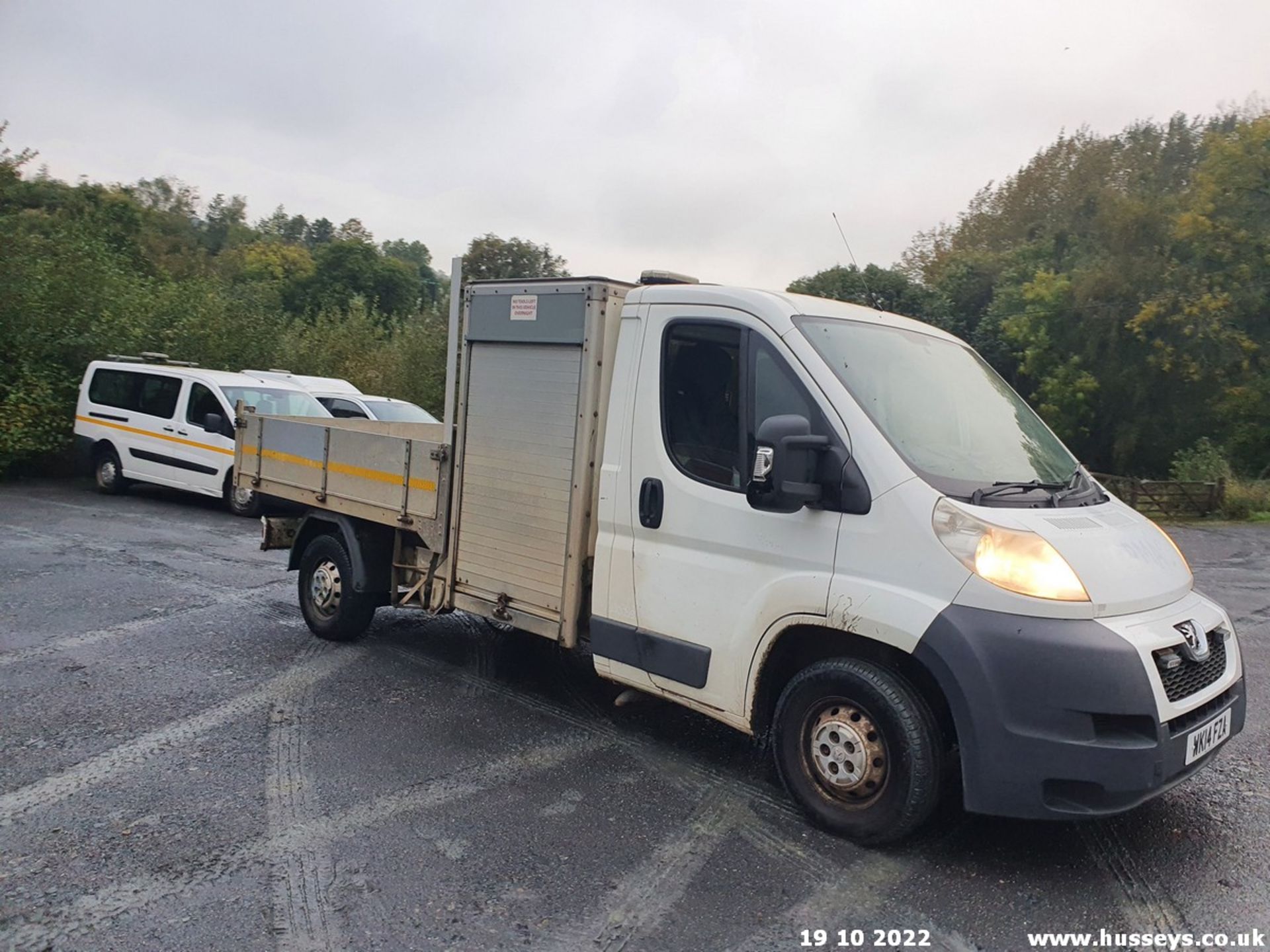 14/14 PEUGEOT BOXER 335 L2S HDI - 2198cc 2dr Tipper (White, 112k) - Image 5 of 32