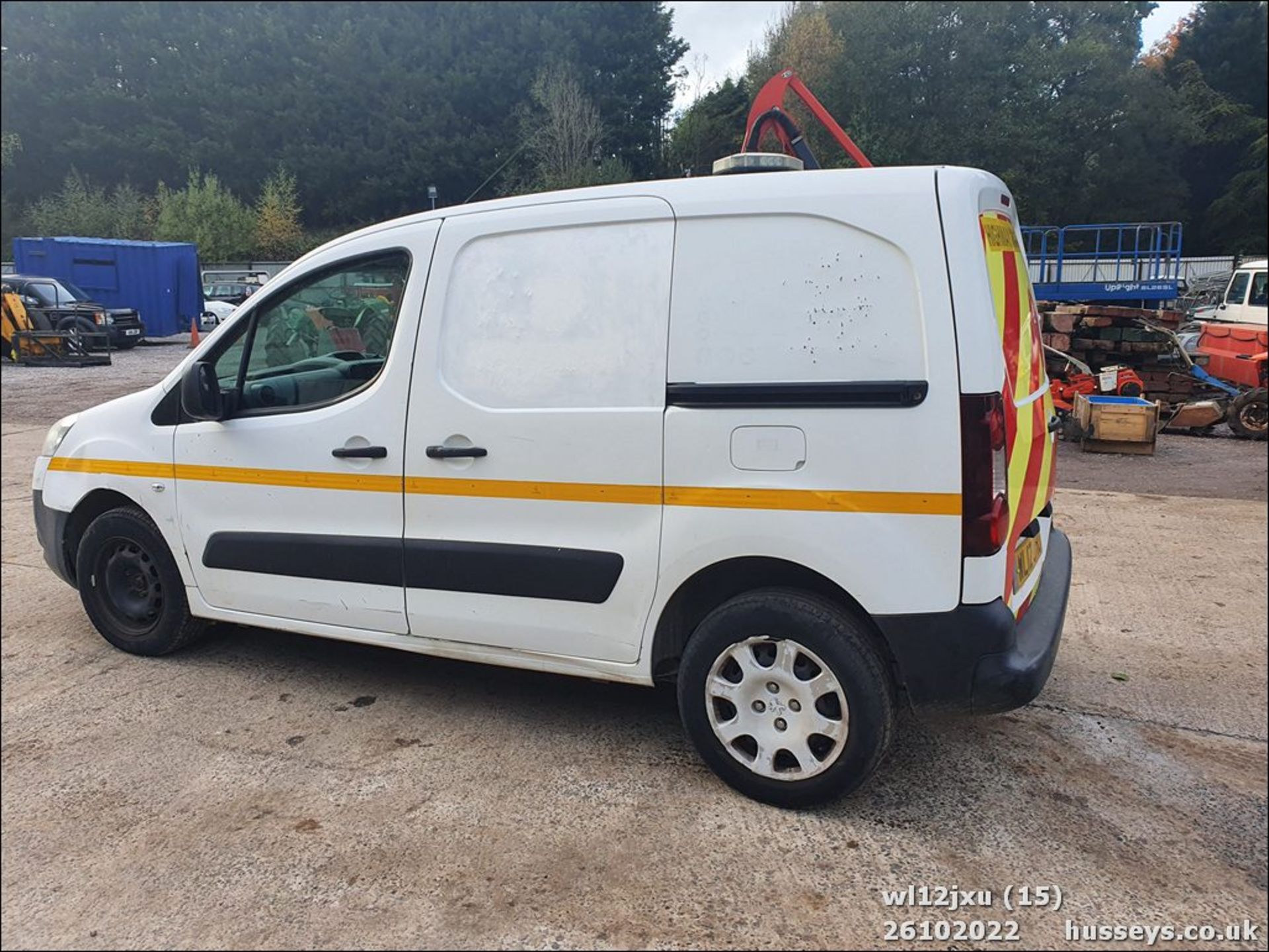 12/12 PEUGEOT PARTNER 850 SE L1 HDI - 1560cc 5dr Van (White, 103k) - Image 15 of 30