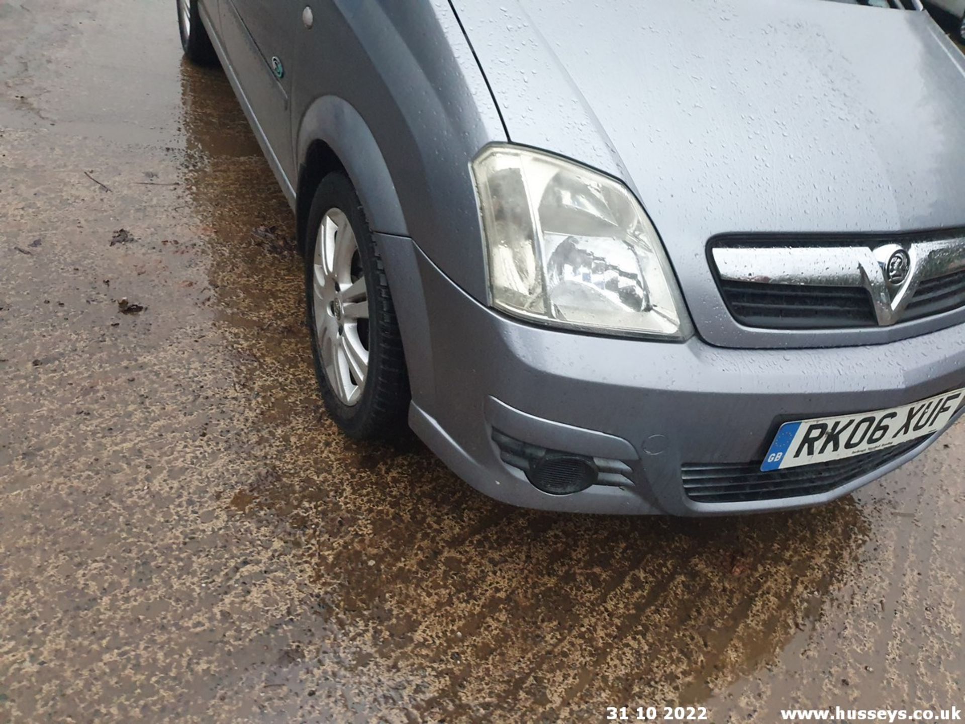 06/06 VAUXHALL MERIVA ACTIVE - 1364cc 5dr MPV (Silver, 66k) - Image 32 of 36