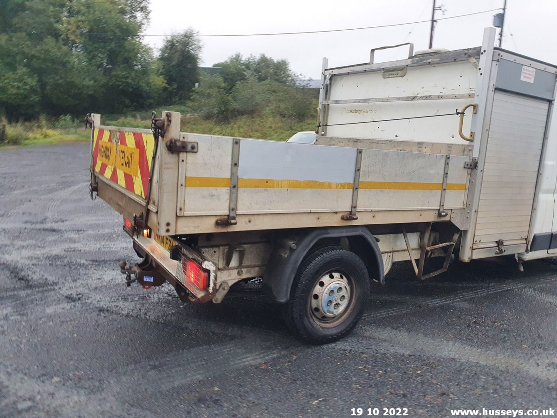 14/14 PEUGEOT BOXER 335 L2S HDI - 2198cc 2dr Tipper (White, 112k) - Image 12 of 32