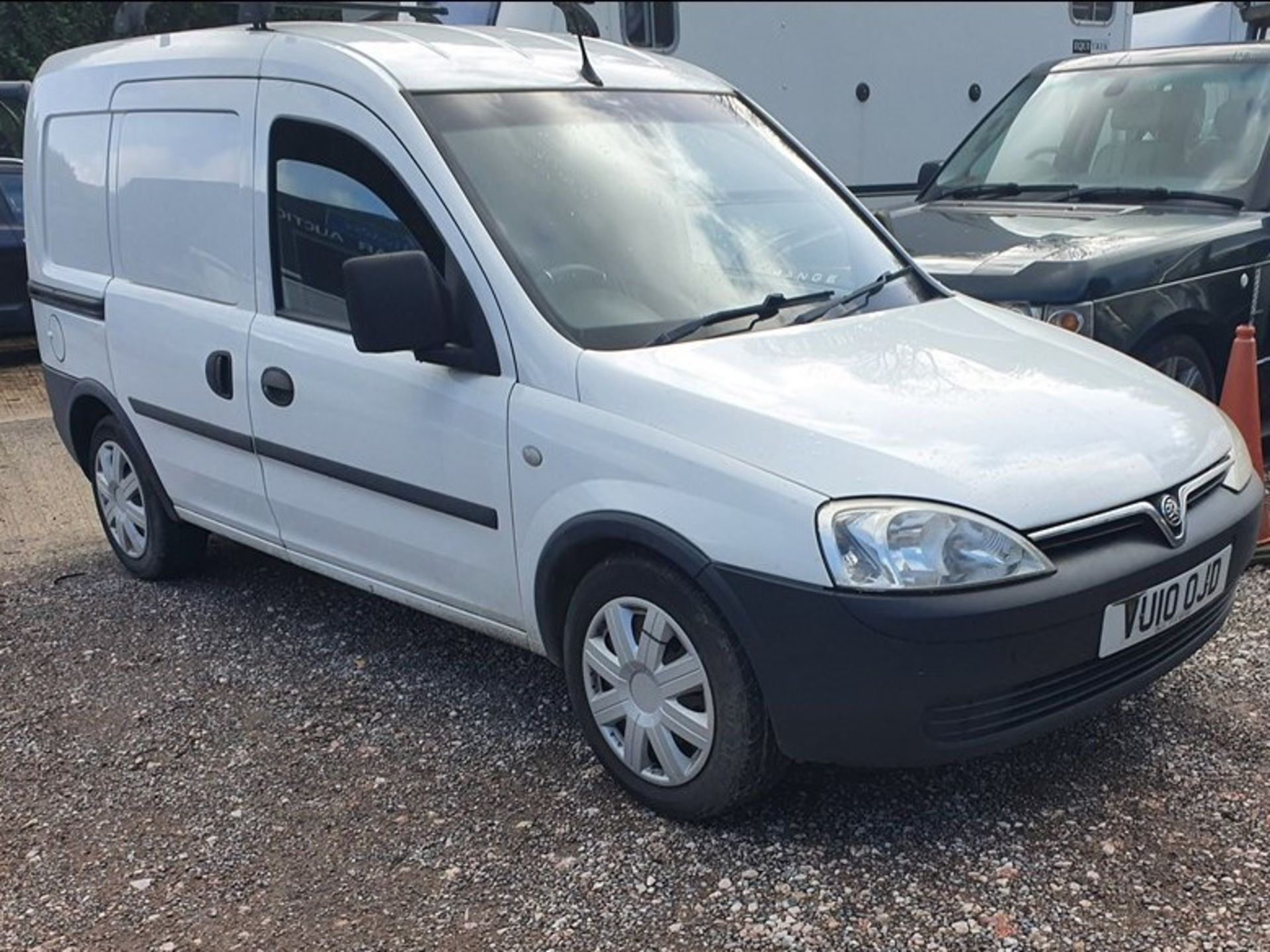 10/10 VAUXHALL COMBO CDTI SWB - 1248cc 3dr Van (White, 215k)