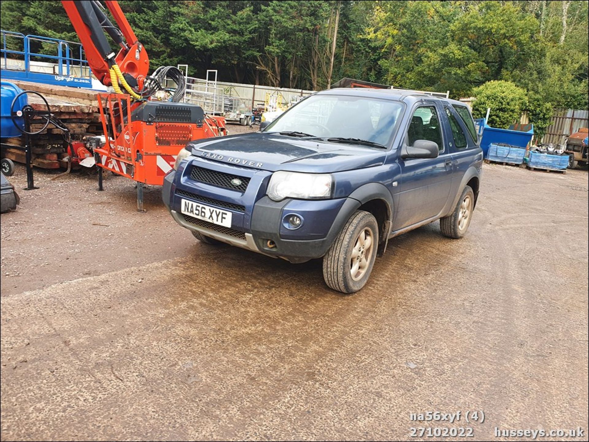 06/56 LAND ROVER FREELANDER ADVENTURER TD - 1951cc 3dr Estate (Blue, 155k) - Image 4 of 28