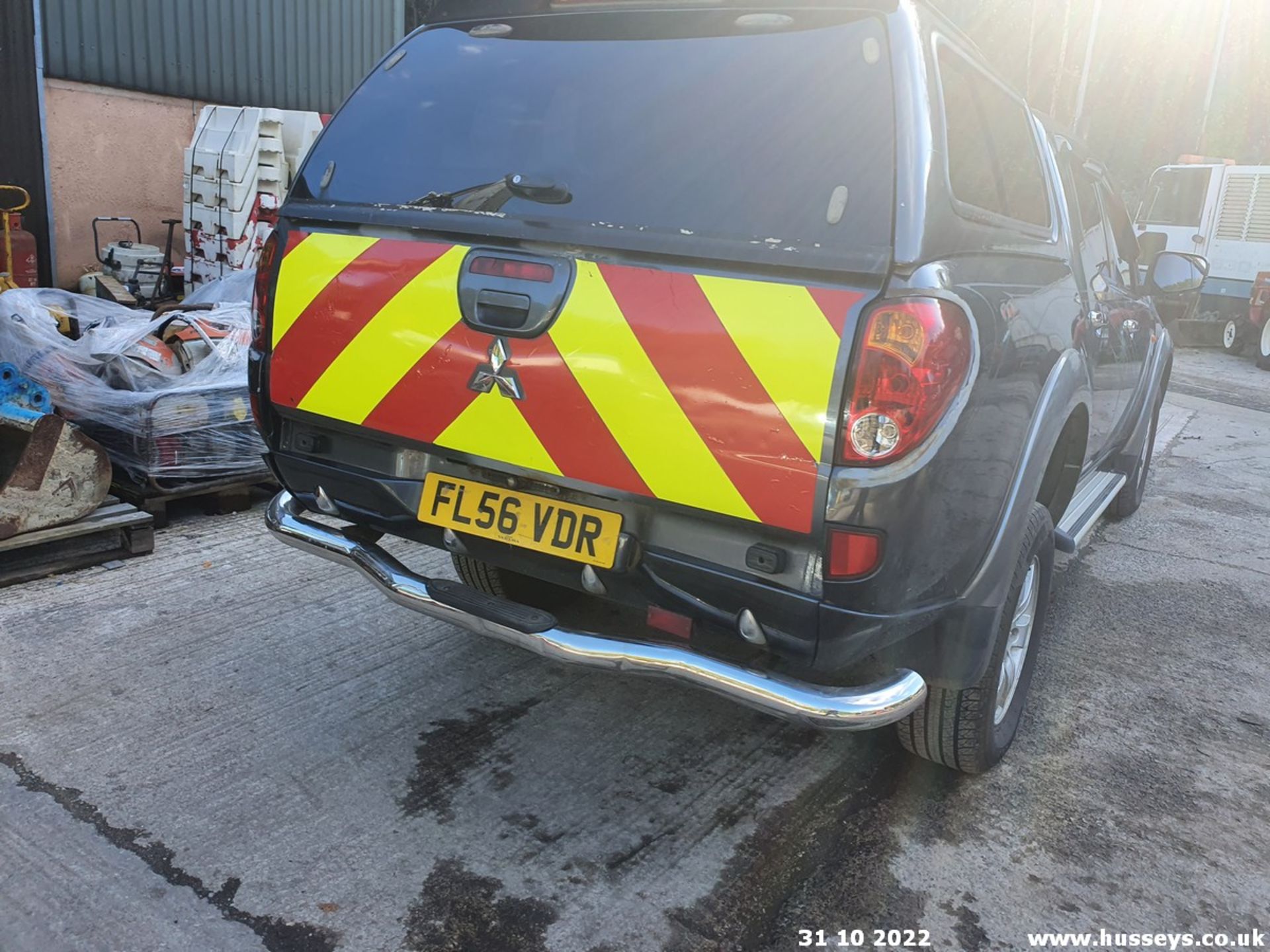 06/56 MITSUBISHI L200 ANIMAL DI-D D/C - 2477cc 4dr Pickup (Grey, 177k) - Image 12 of 25