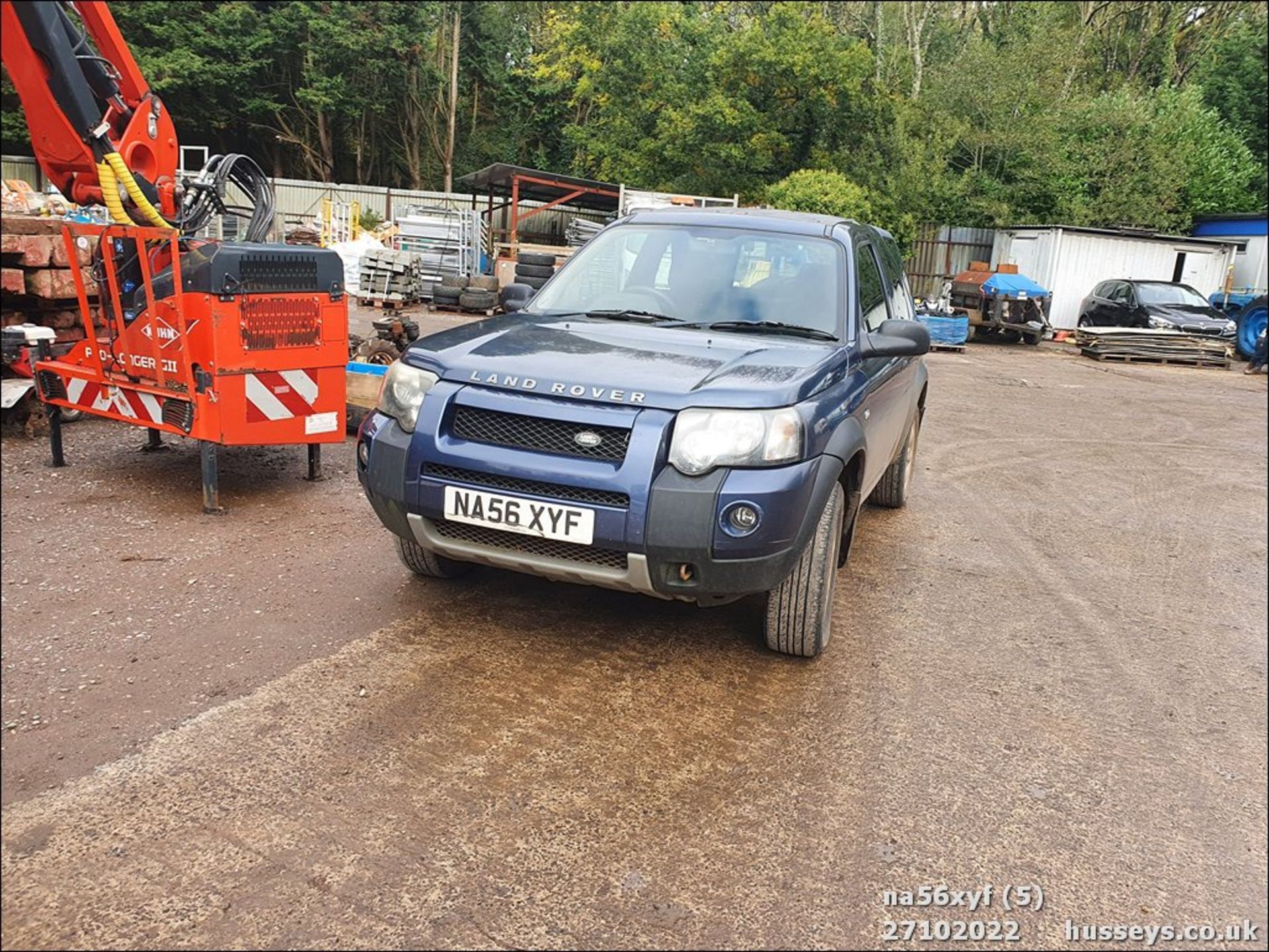 06/56 LAND ROVER FREELANDER ADVENTURER TD - 1951cc 3dr Estate (Blue, 155k) - Image 5 of 28