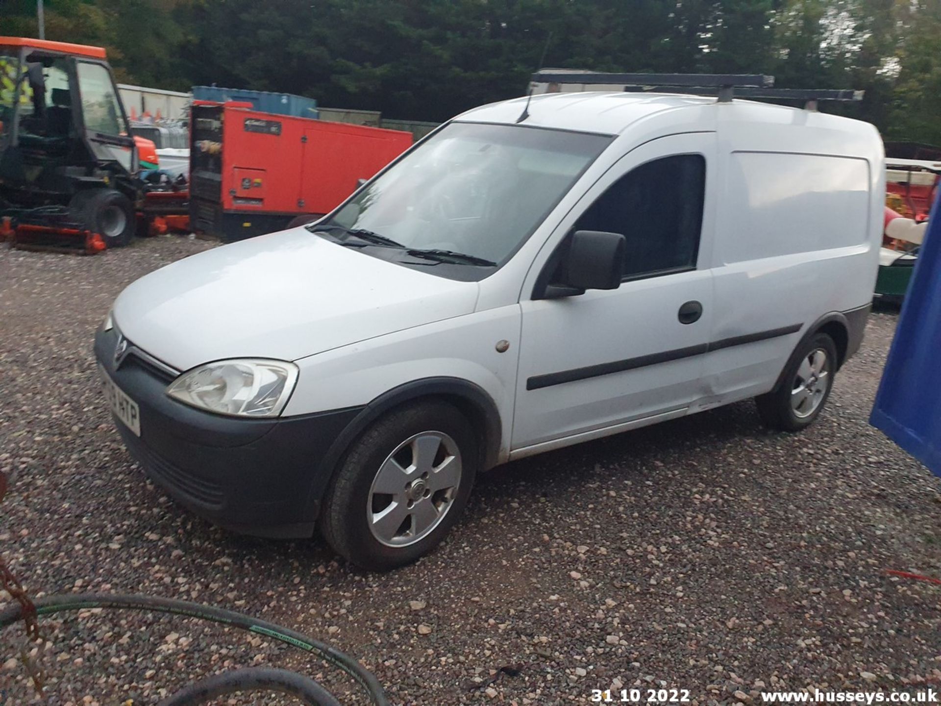 09/59 VAUXHALL COMBO 1700 CDTI - 1248cc 3.dr Van (White) - Image 24 of 27