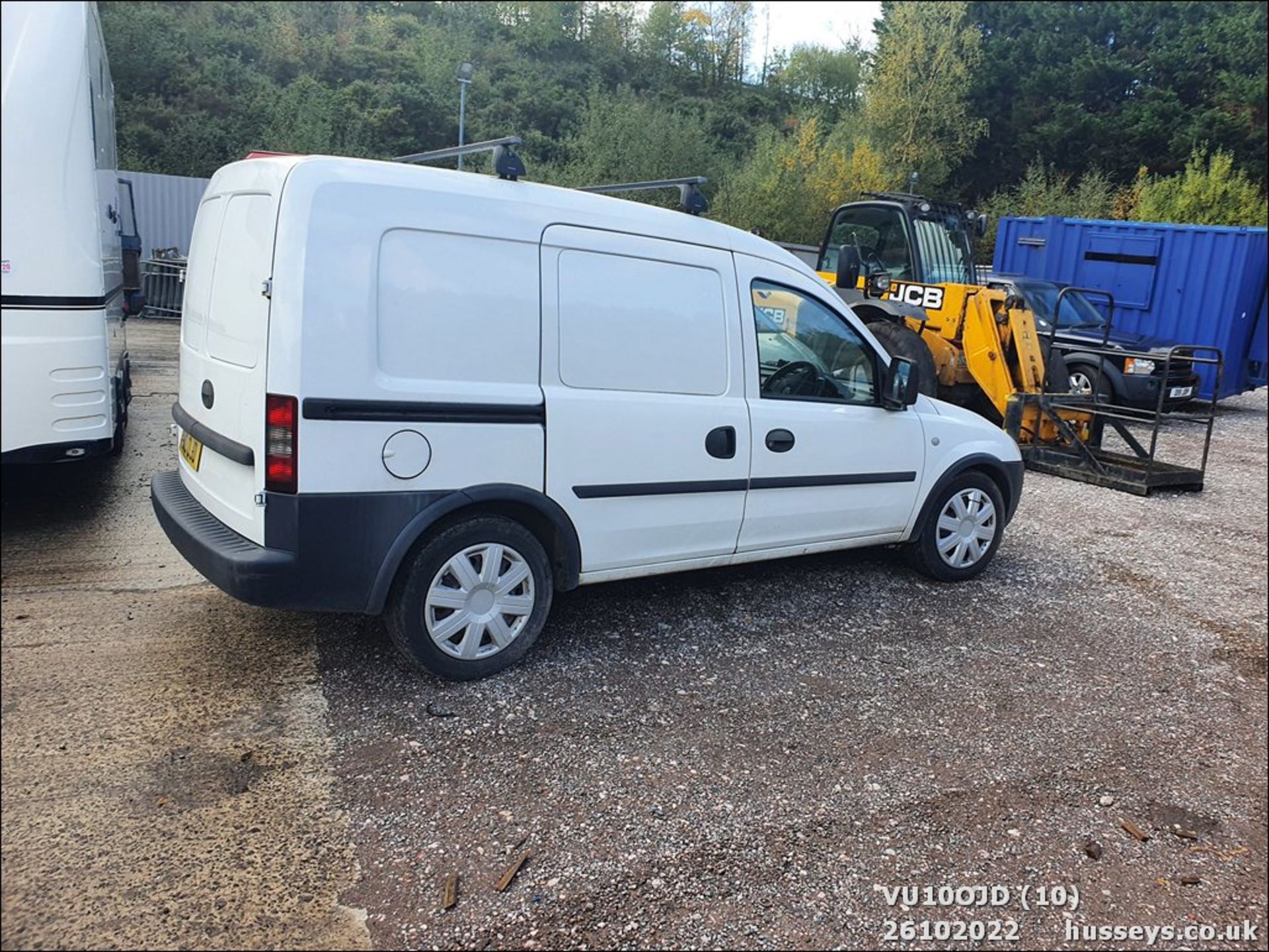 10/10 VAUXHALL COMBO CDTI SWB - 1248cc 3dr Van (White, 215k) - Image 10 of 27