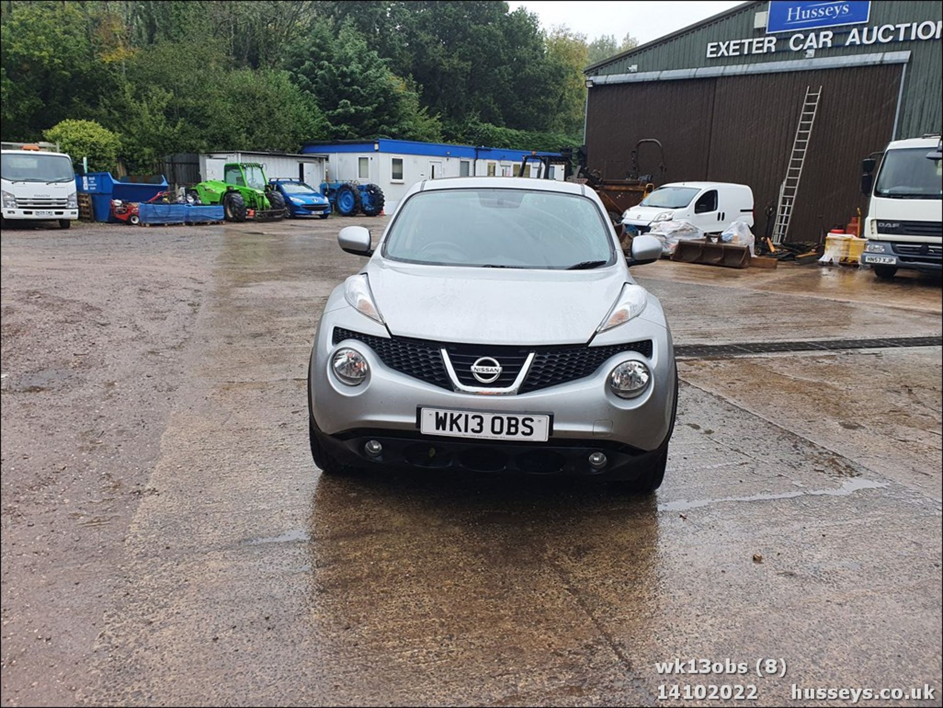 13/13 NISSAN JUKE ACENTA PREMIUM CVT - 1598cc 5dr Hatchback (Silver, 66k) - Image 8 of 42