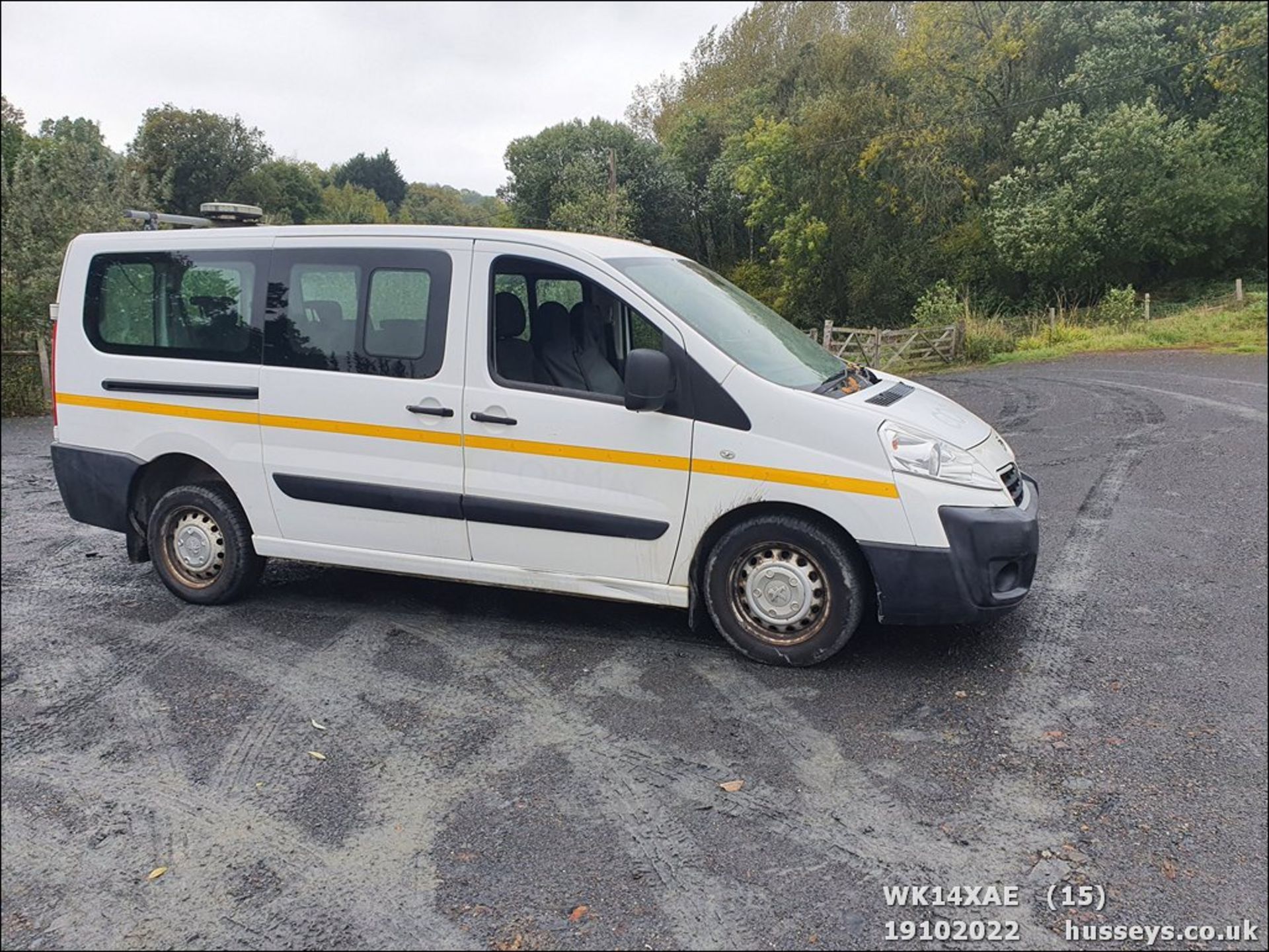 14/14 PEUGEOT EXPERT TEPEE COMFORT L2 H - 1997cc 5dr MPV (White, 76k) - Image 29 of 49