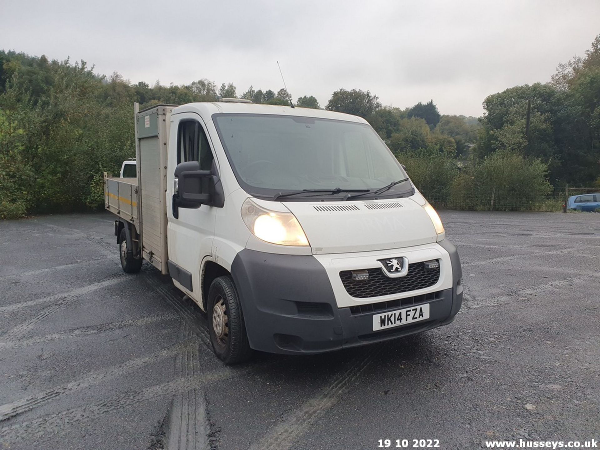 14/14 PEUGEOT BOXER 335 L2S HDI - 2198cc 2dr Tipper (White, 112k) - Image 2 of 32