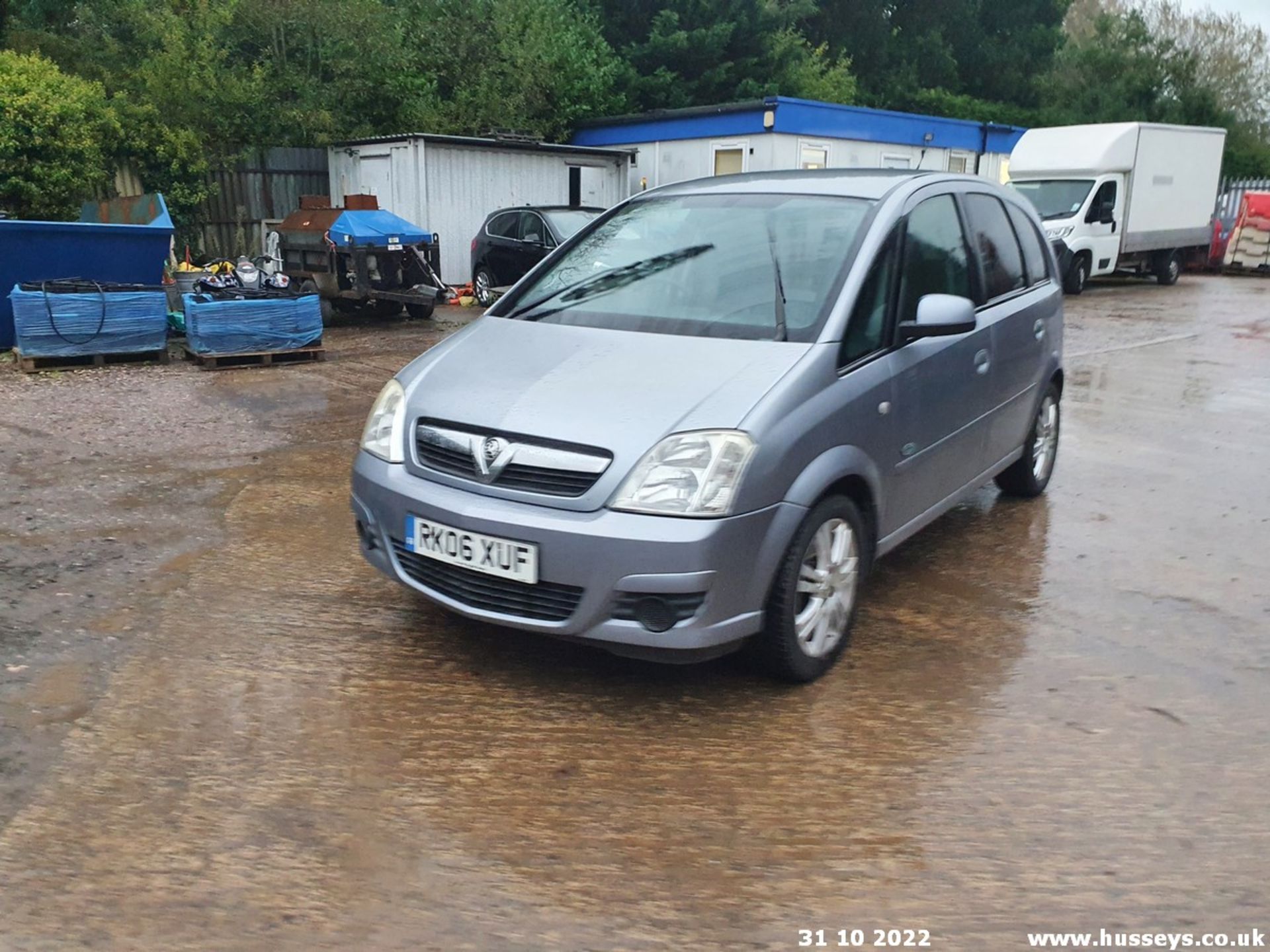 06/06 VAUXHALL MERIVA ACTIVE - 1364cc 5dr MPV (Silver, 66k) - Image 20 of 36