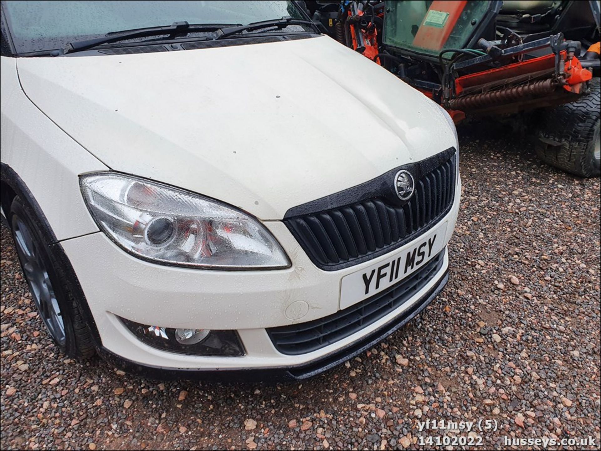 11/11 SKODA FABIA MONTE CARLO TSI - 1197cc 5dr Hatchback (White) - Image 6 of 29